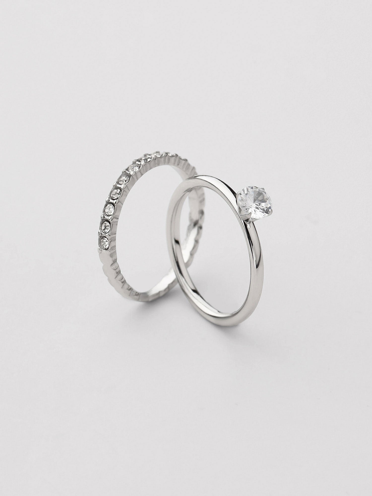 Conjunto de anéis Nexa zircónia prateado