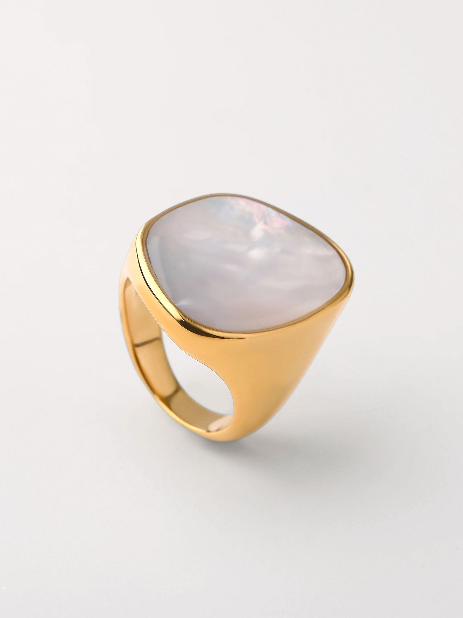 Anel de sinete Elys com Madrepérola Dourado