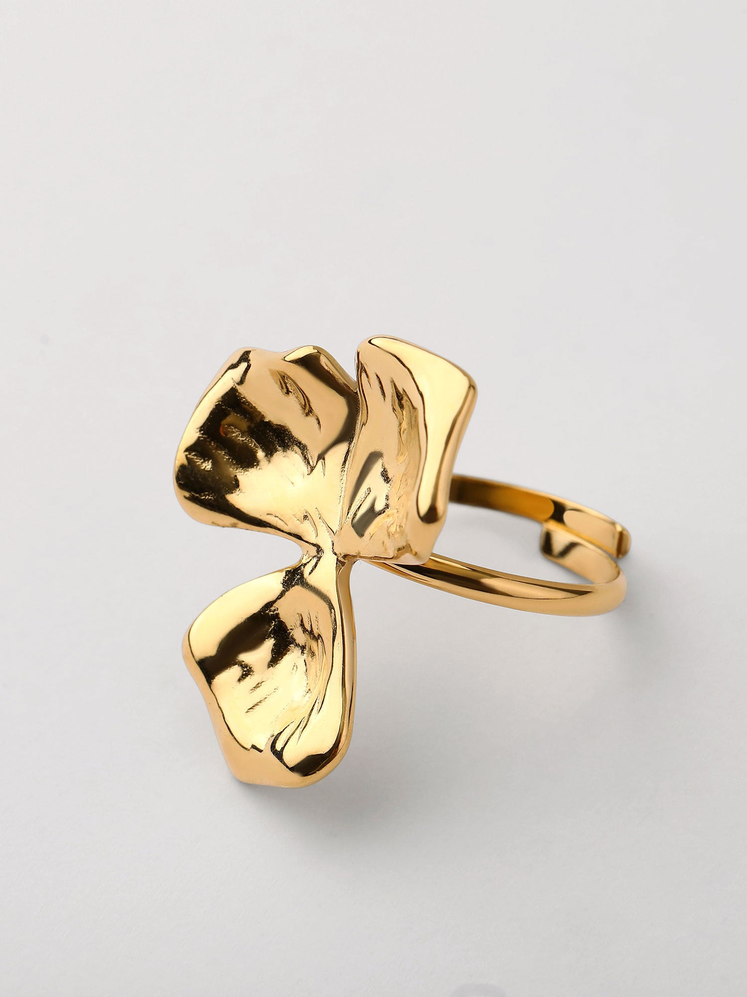 Anel forma de flor Dourado