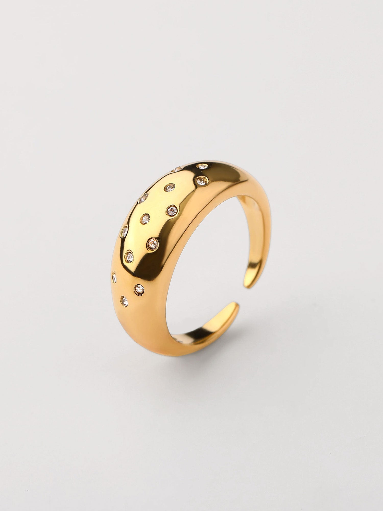 Anel com zircónias Dourado básico