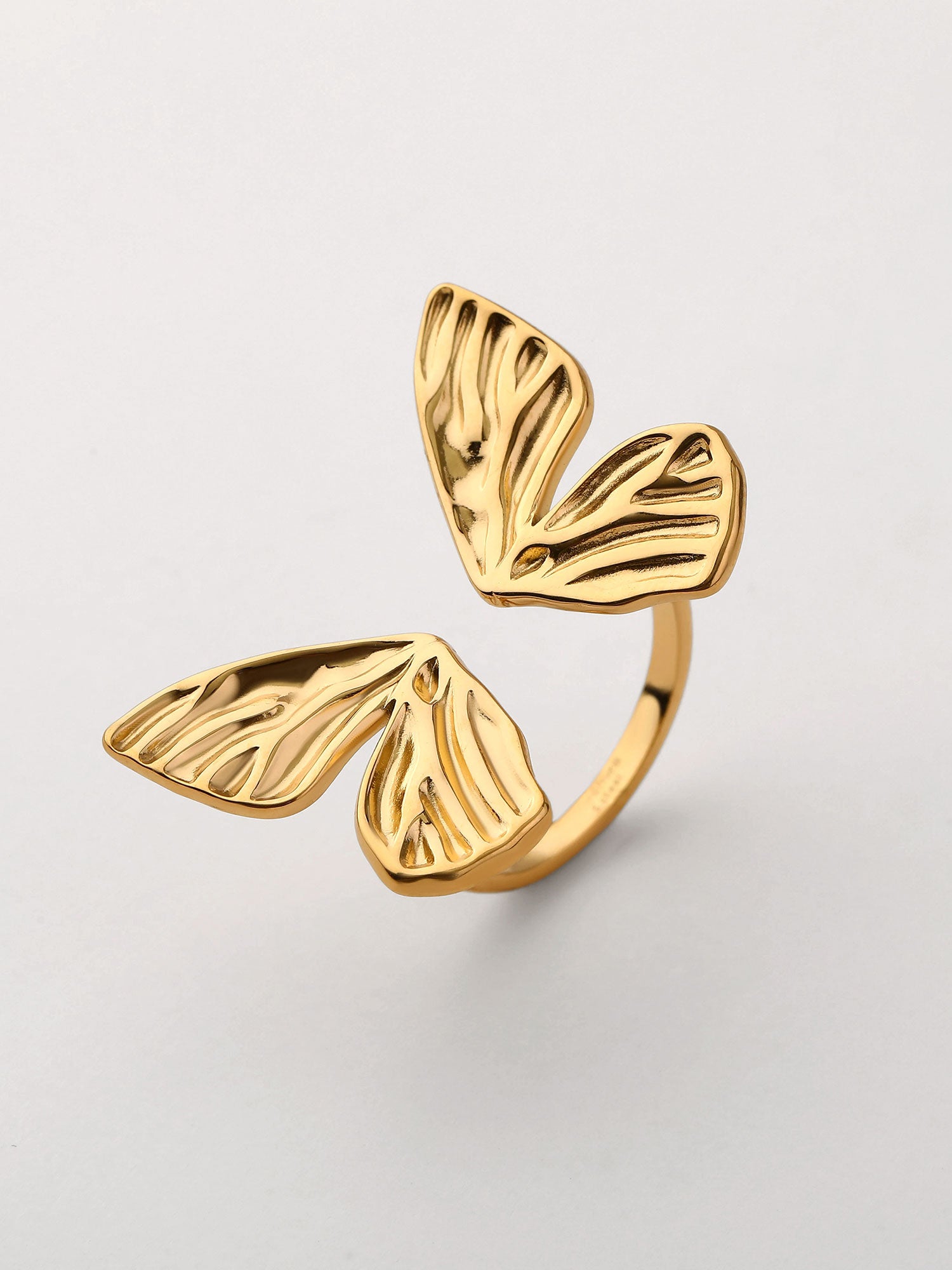 Anel mariposa aberto Dourado