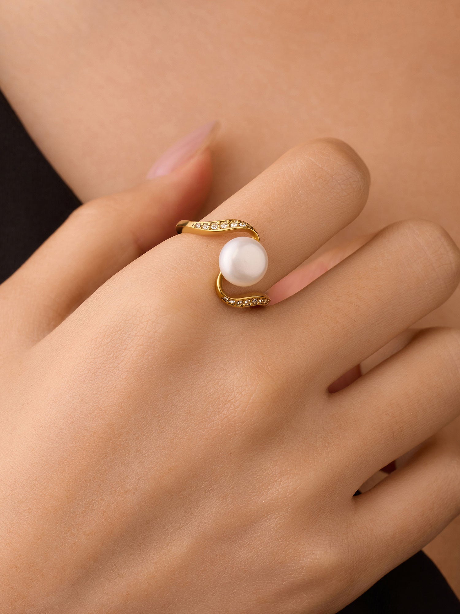 Anel perla com zircónias Dourado