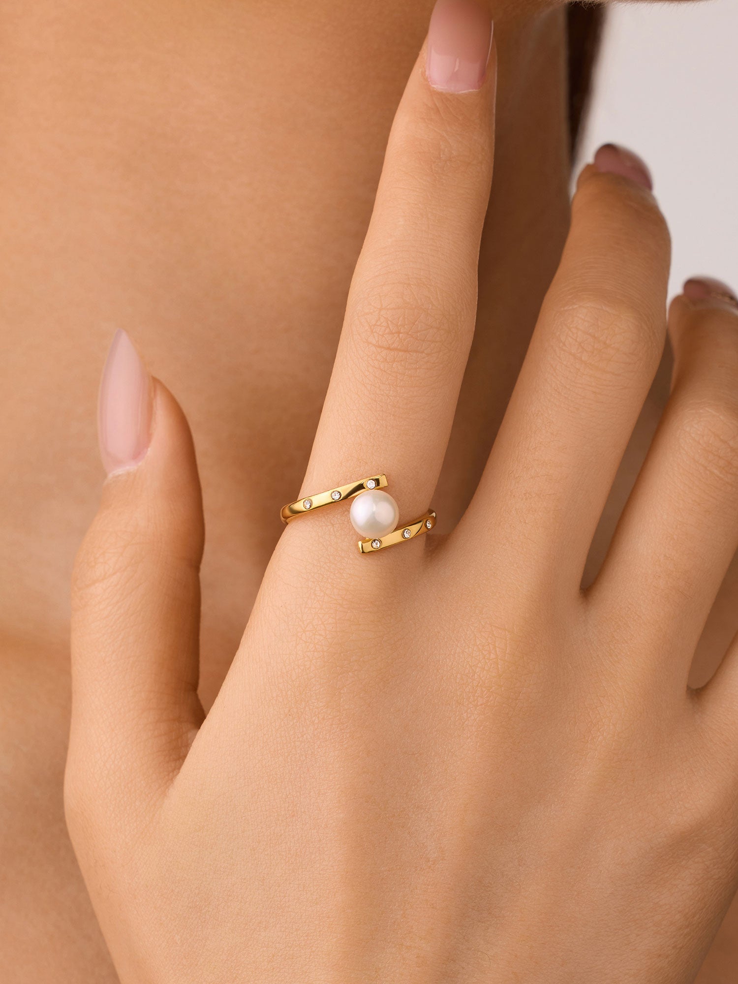Anel aberto perla com zirconia Dourado