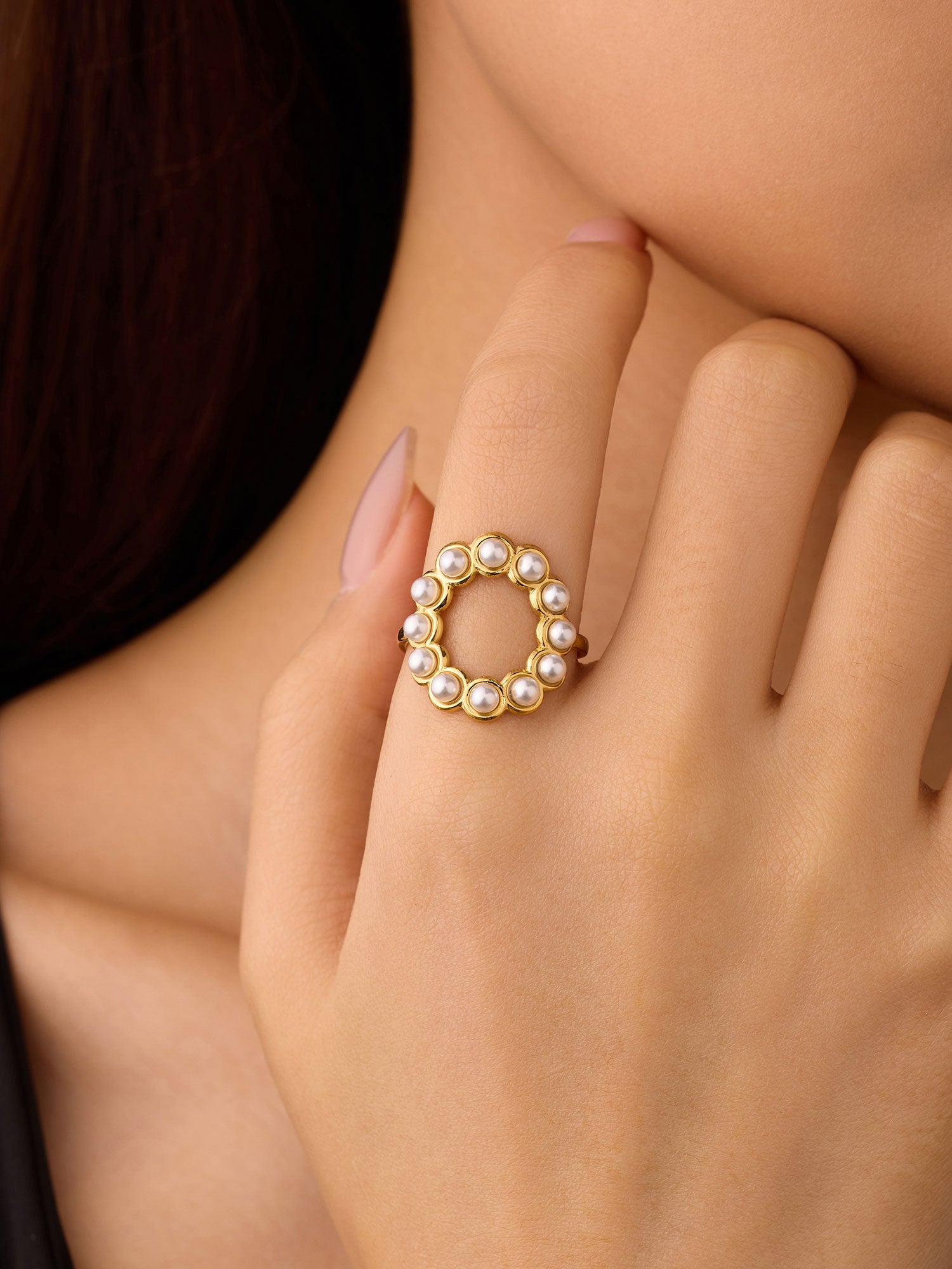 Anel perla com cadena e zirconia Dourado