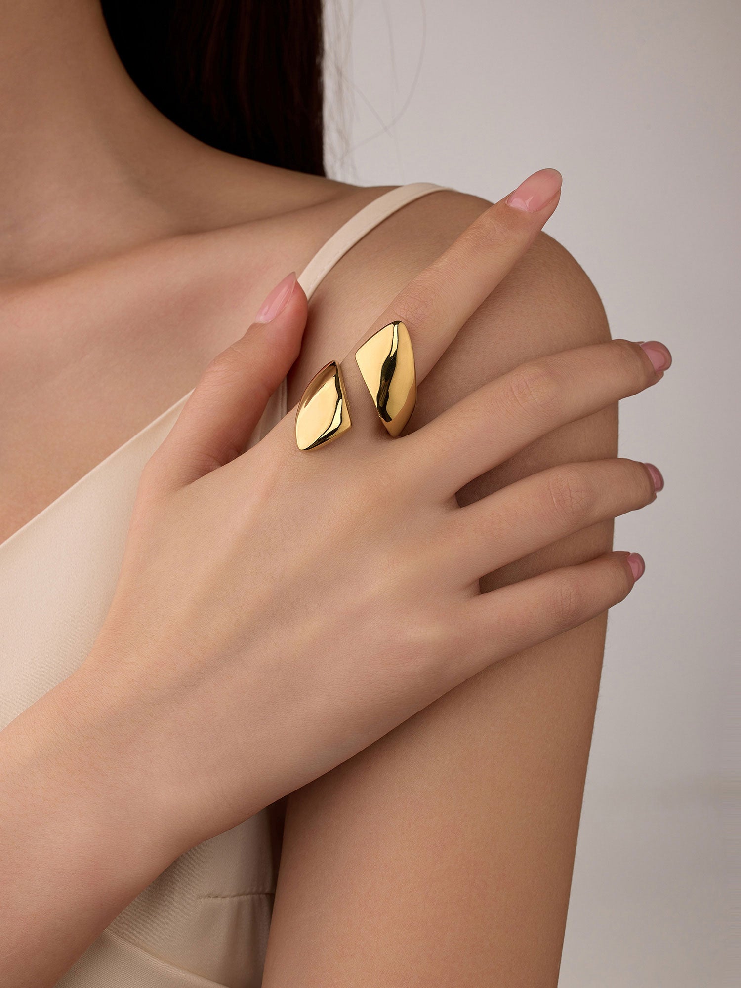 Anel Alya Ajustável Dourado Minimal
