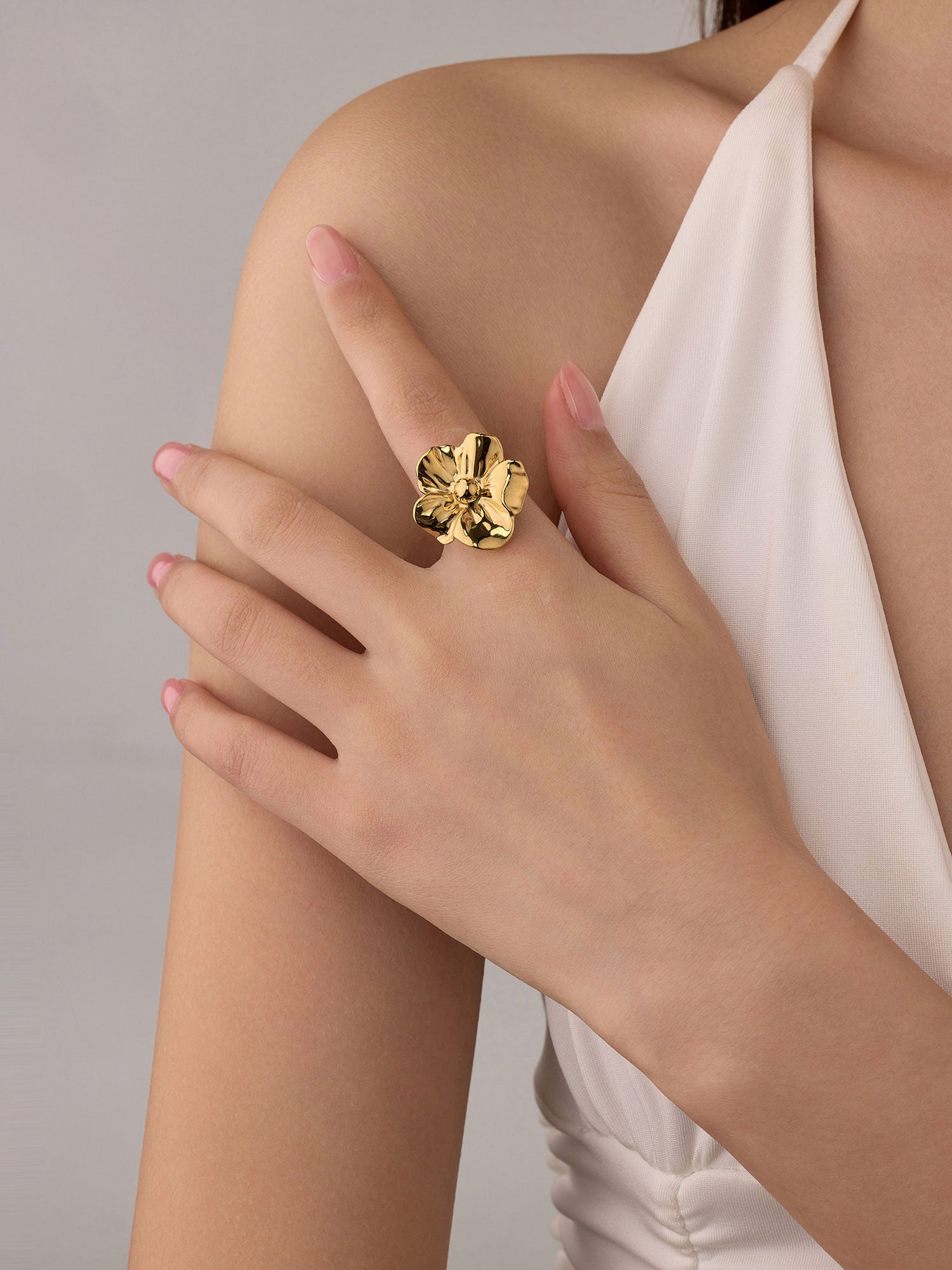 Anel Odina Dourado Ajustável Elegante Intemporal