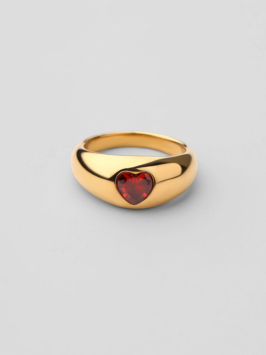 Anel Cyenna Coração Vermelho Dourado