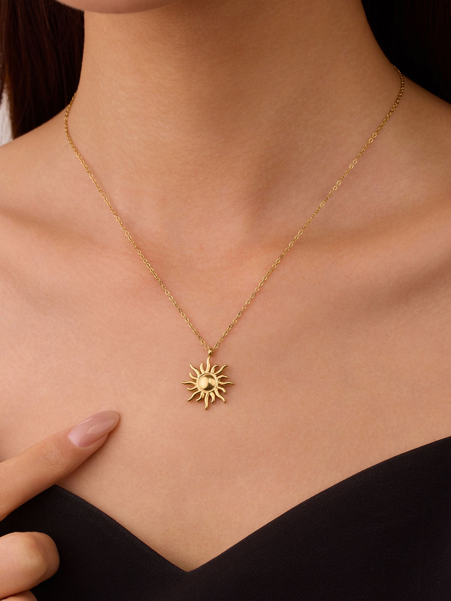 Colar colgante sol Dourado