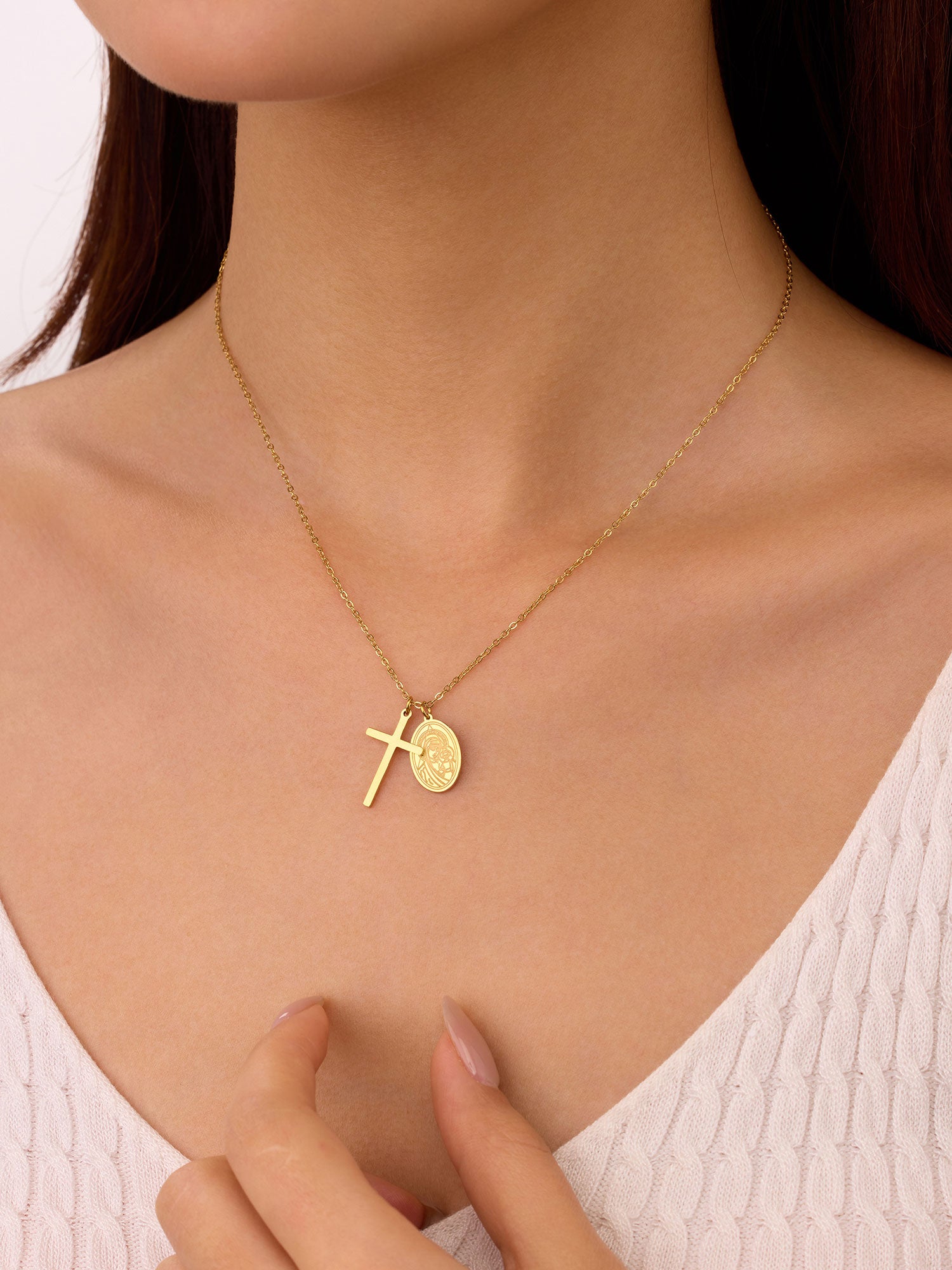 Colar Cruz Dourado Minimal