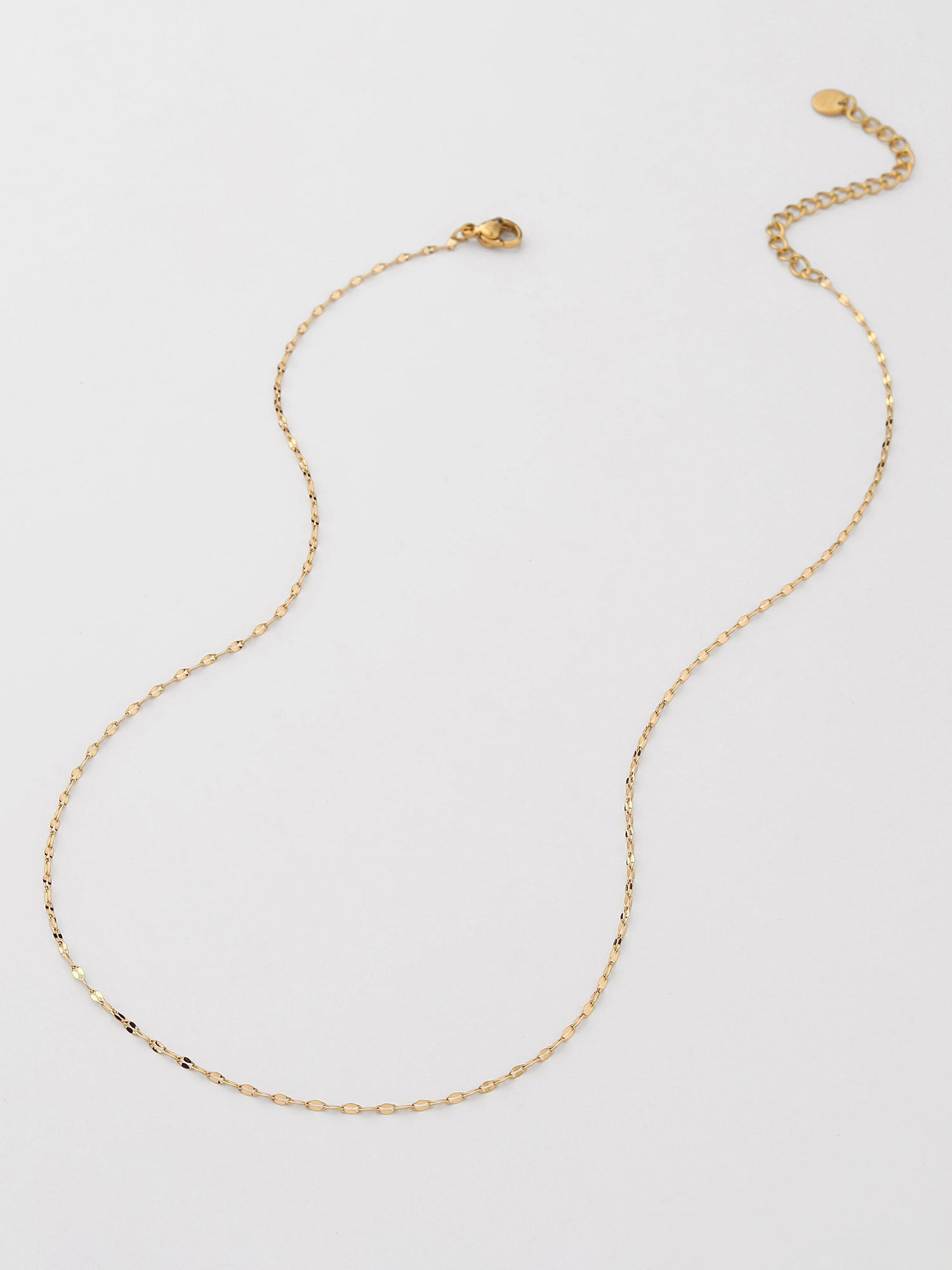 Colar com Correntes Dourado