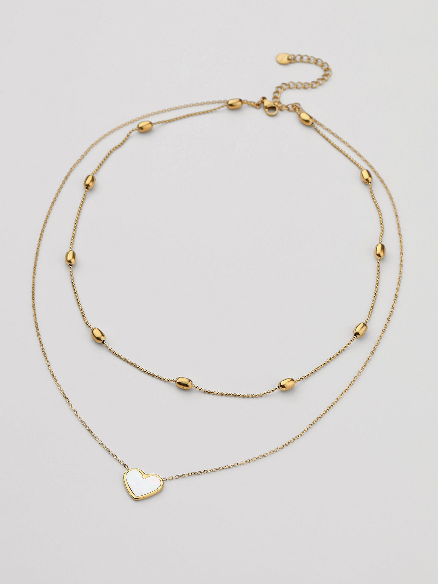 Colar Demira Duplo Madrepérola Coração Dourado