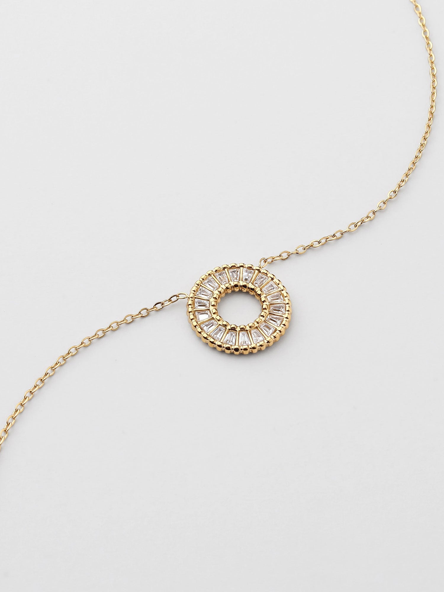 Colar Zira branco dourado