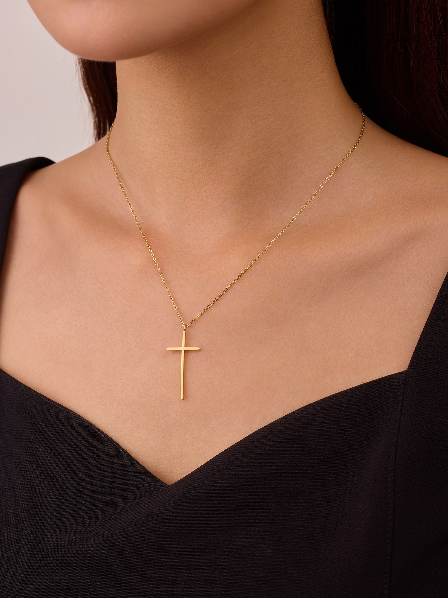 Colar Cruz Fina Dourado