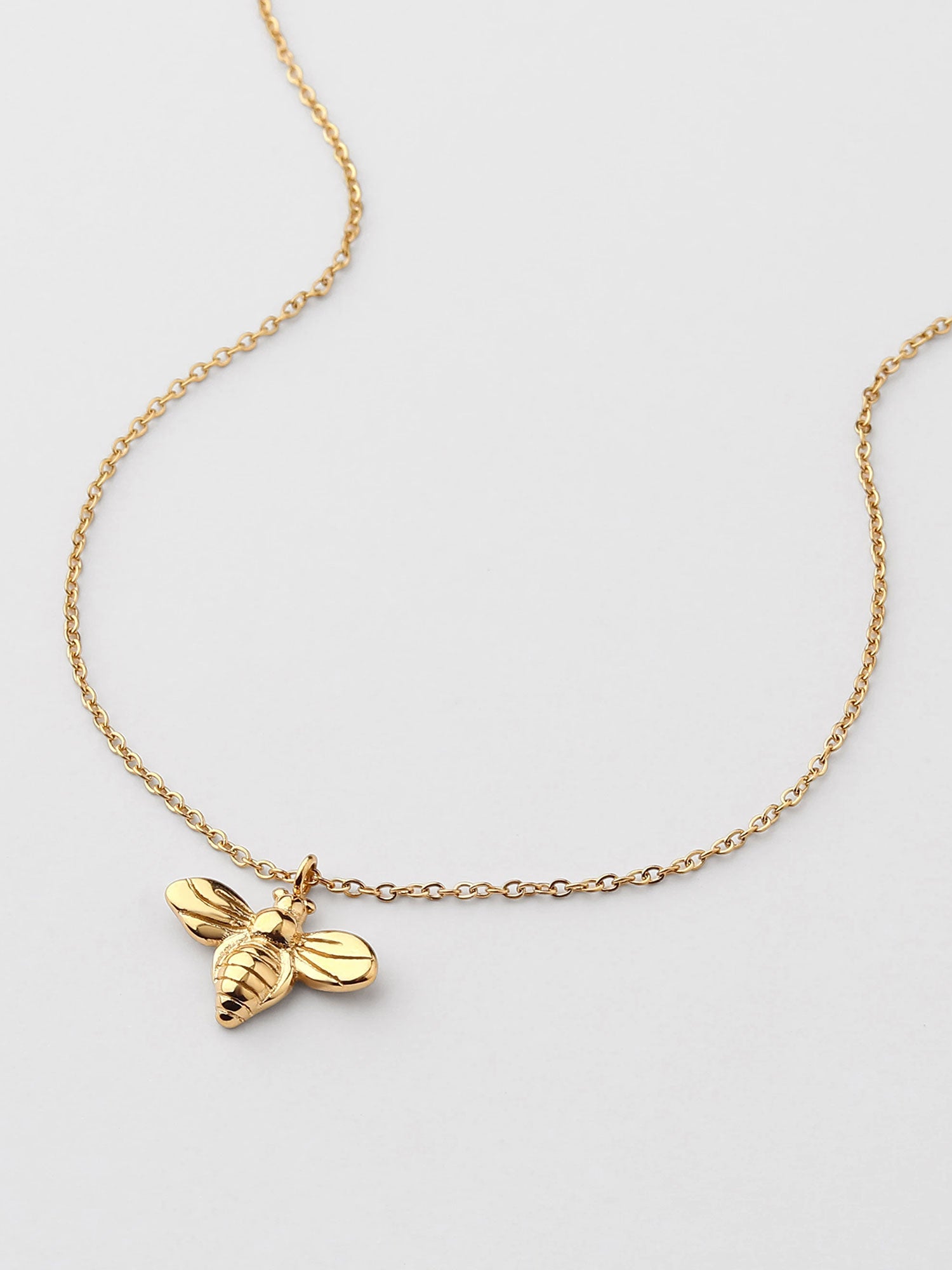 Colar com figura de abelha Dourado