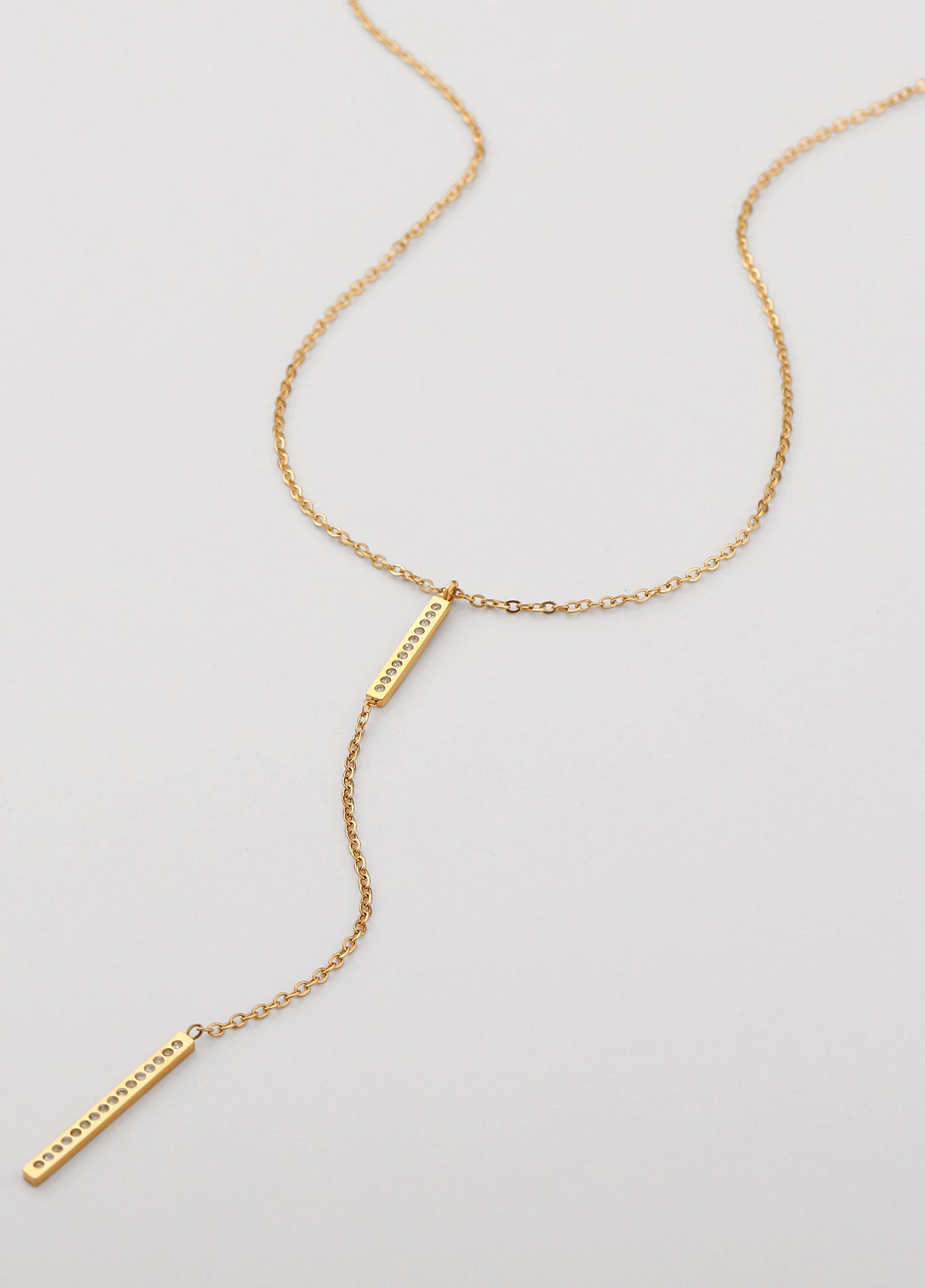 Colar forma Y zircónias Dourado