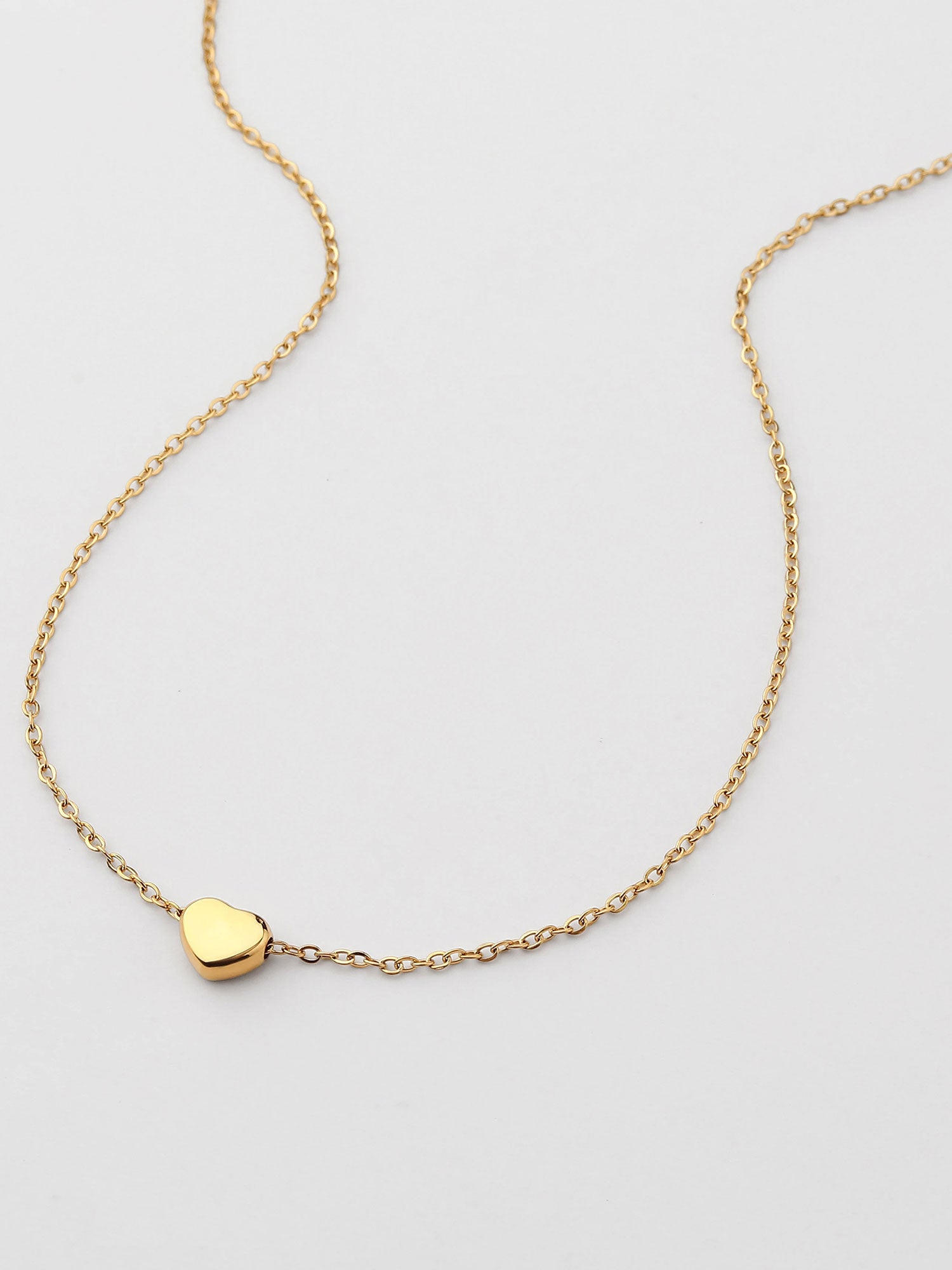 Colar com coração Dourado