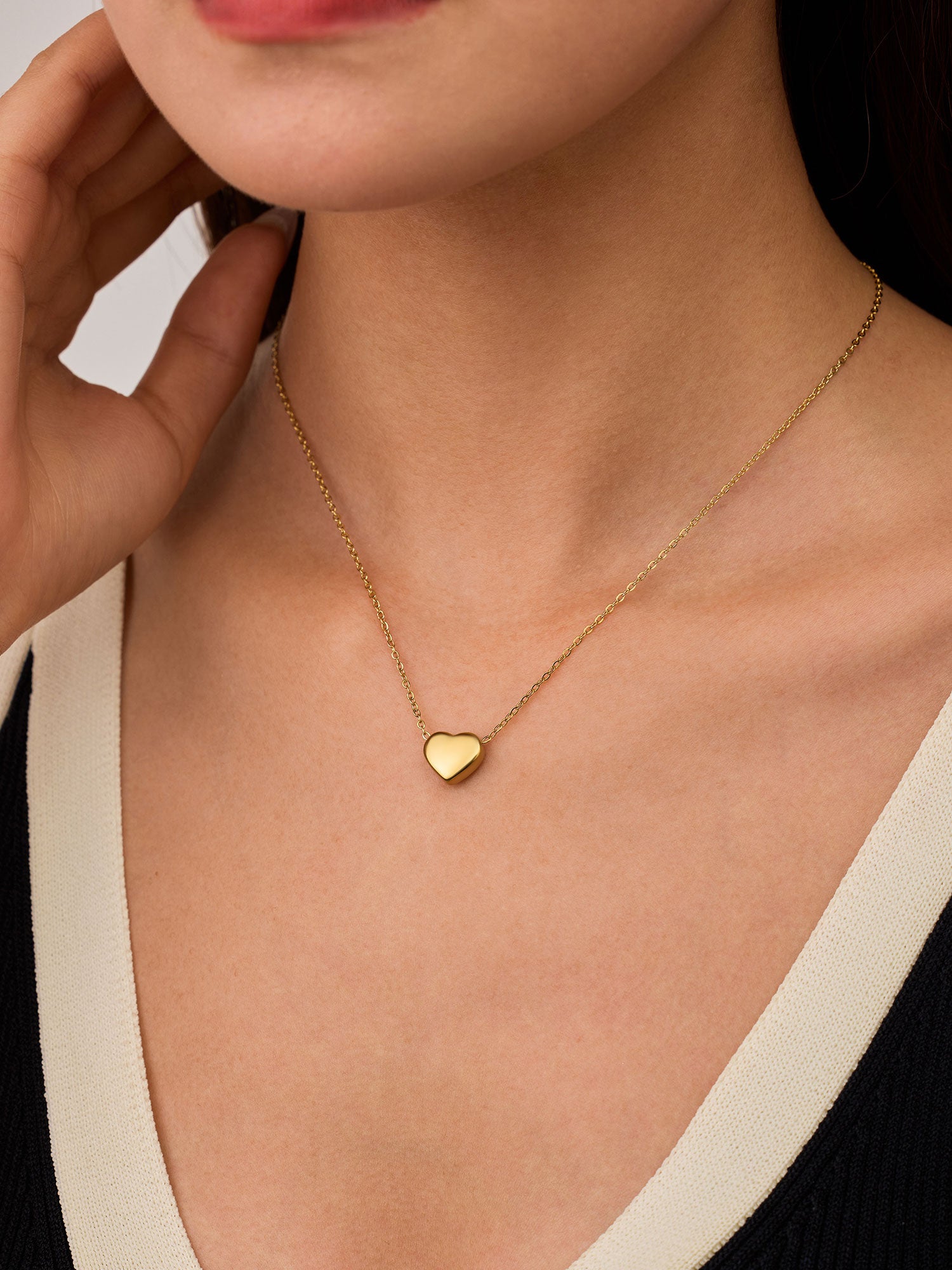 Colar aço inoxidável coração Dourado