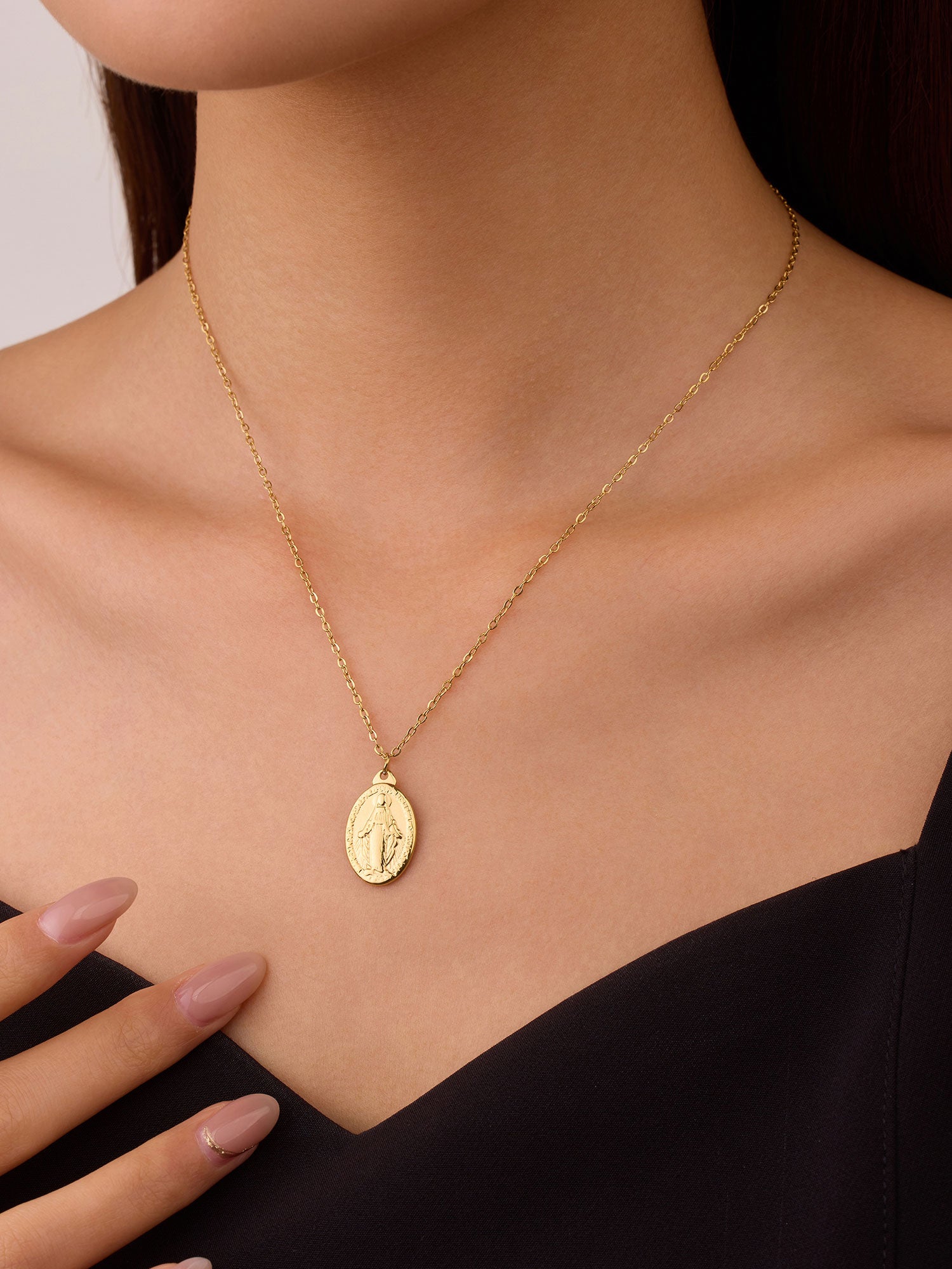Colar Medalla Virgen Dourado