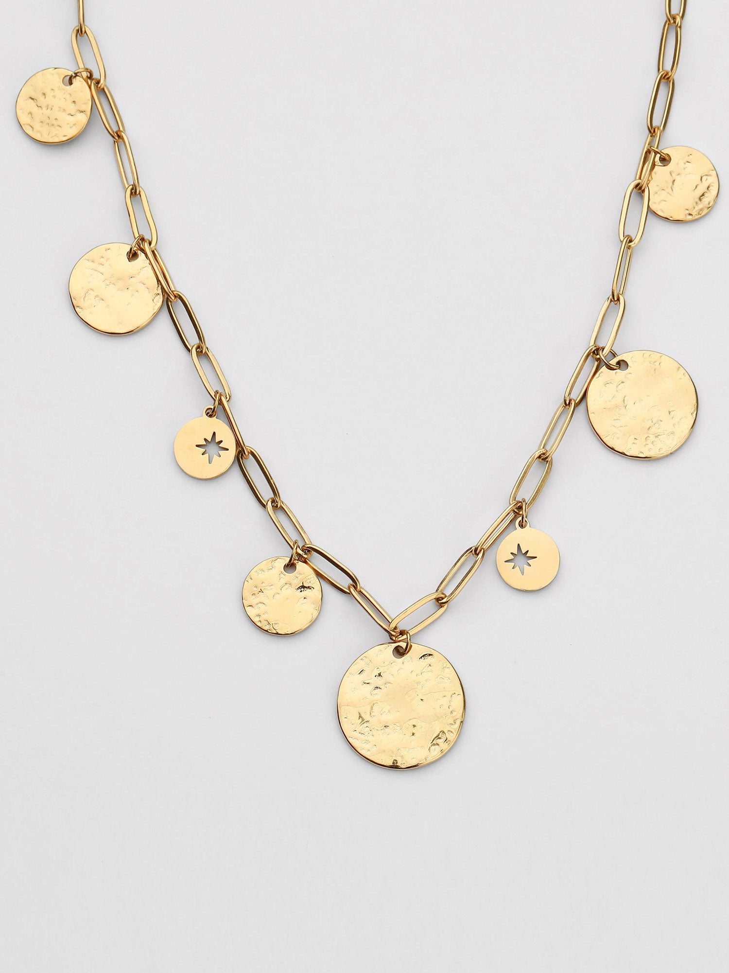 Colar Erya Figuras Dourado Pendente