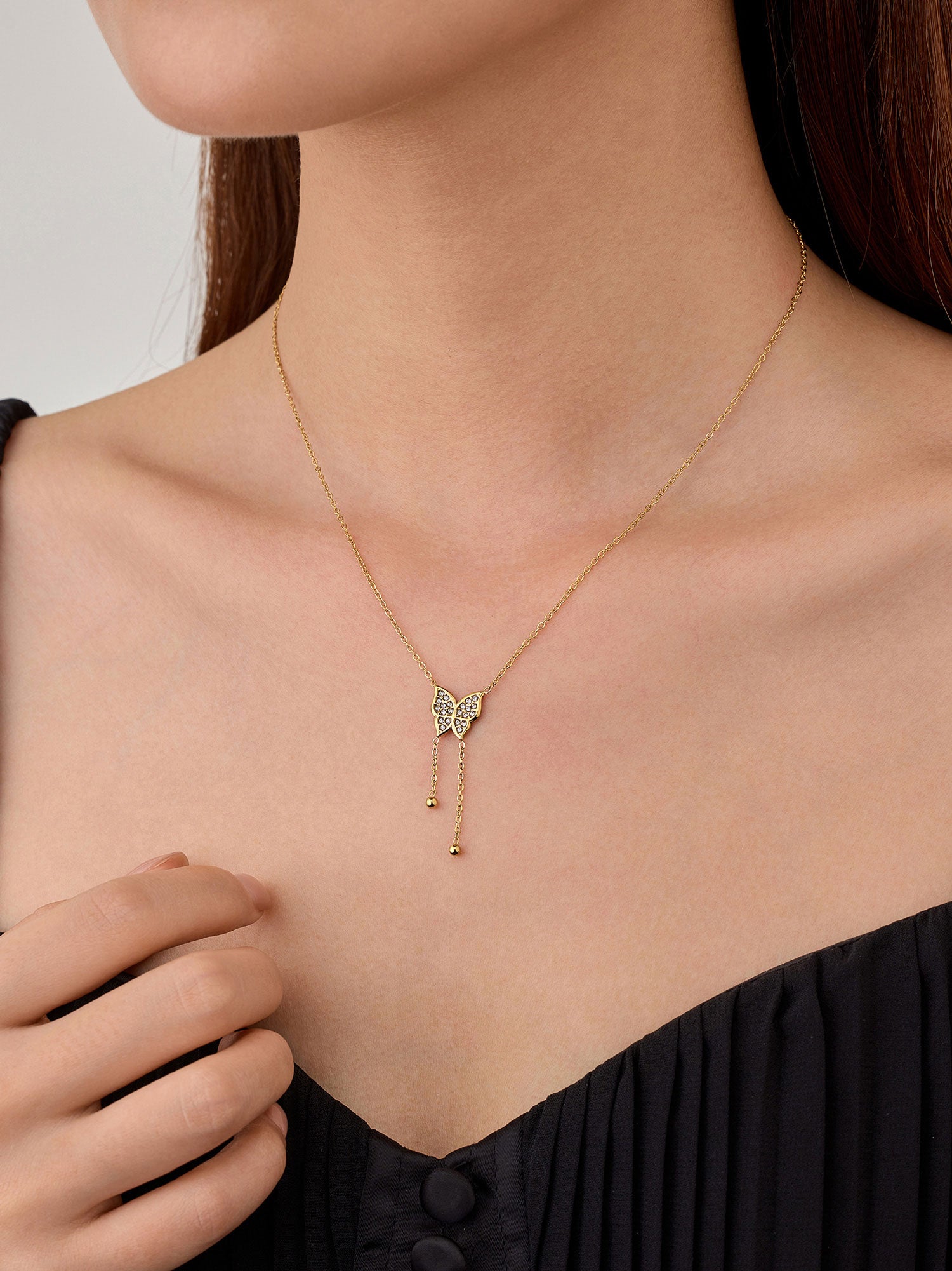 Colar Kaory Borboleta Zircónias Pendente Dourado