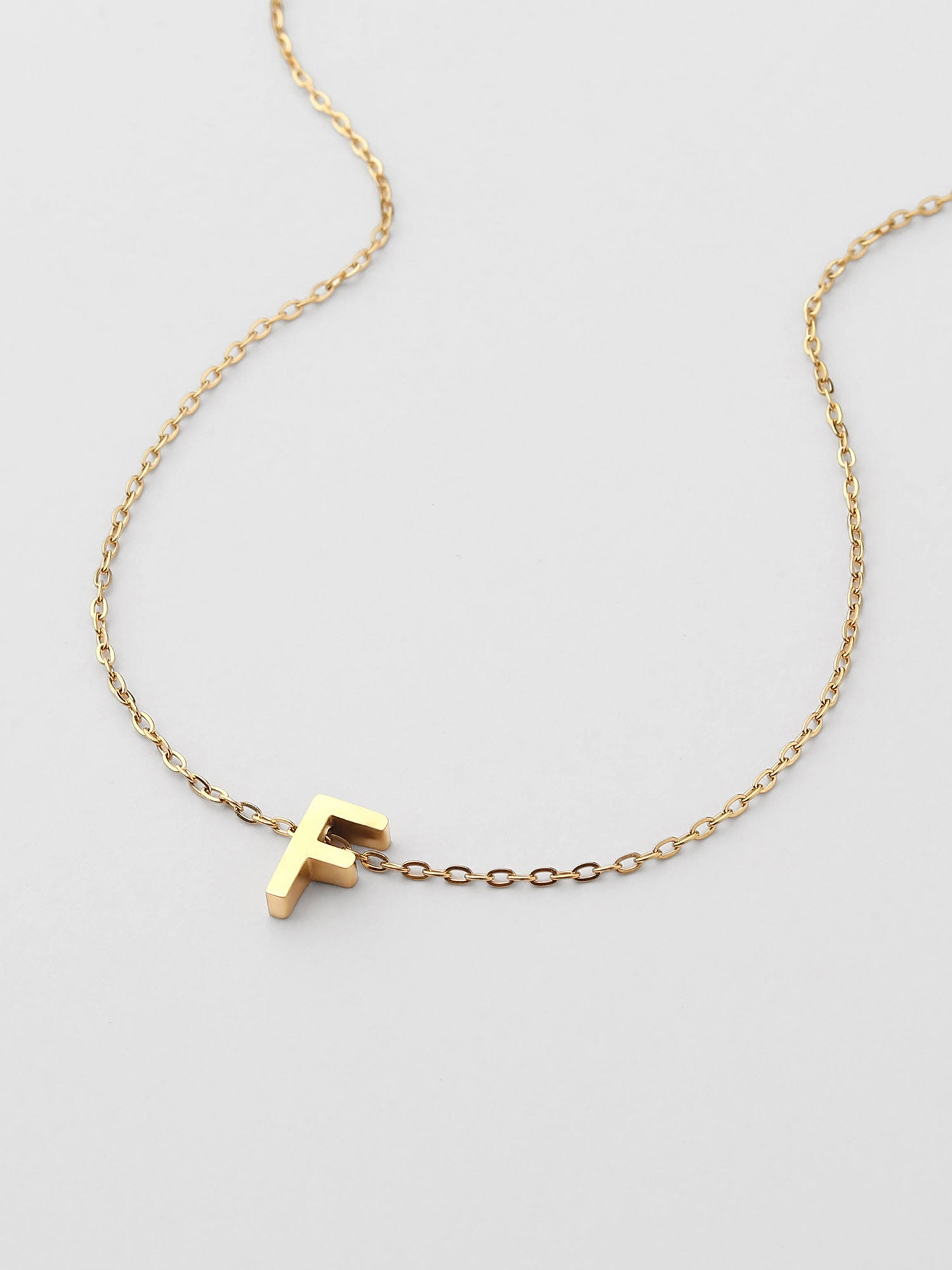 Colar Inicial F Dourado