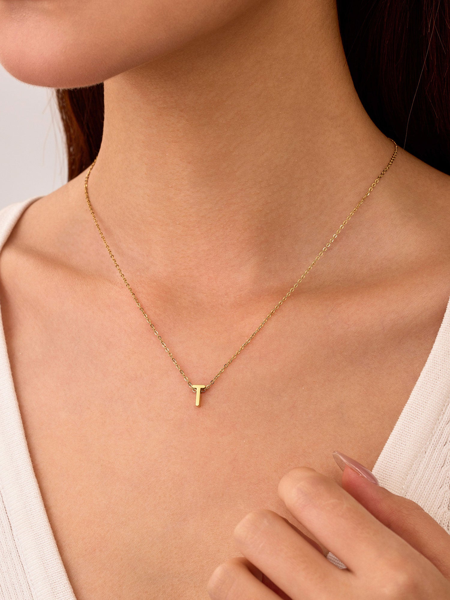 Colar Inicial T Dourado