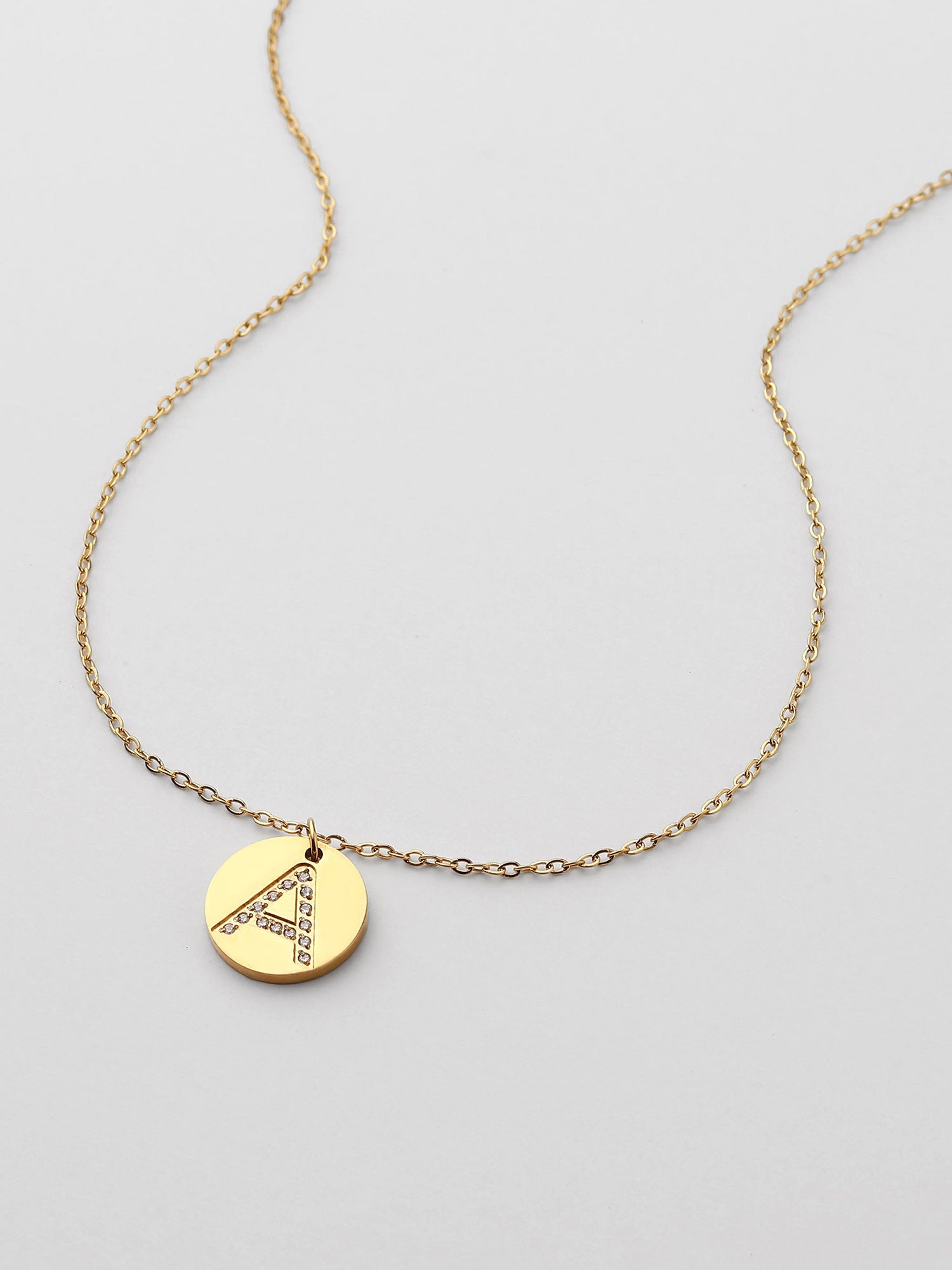 Colar Inicial A medalhão brilhante Dourado