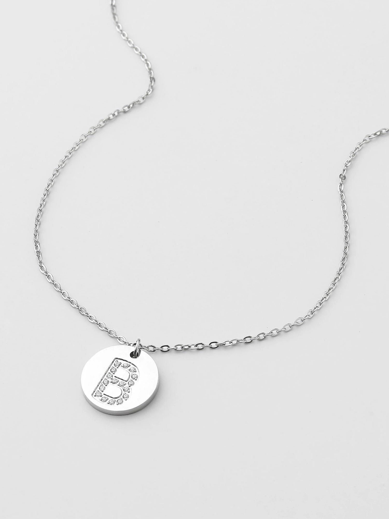 Colar Inicial B medalhão brilhante Prateado