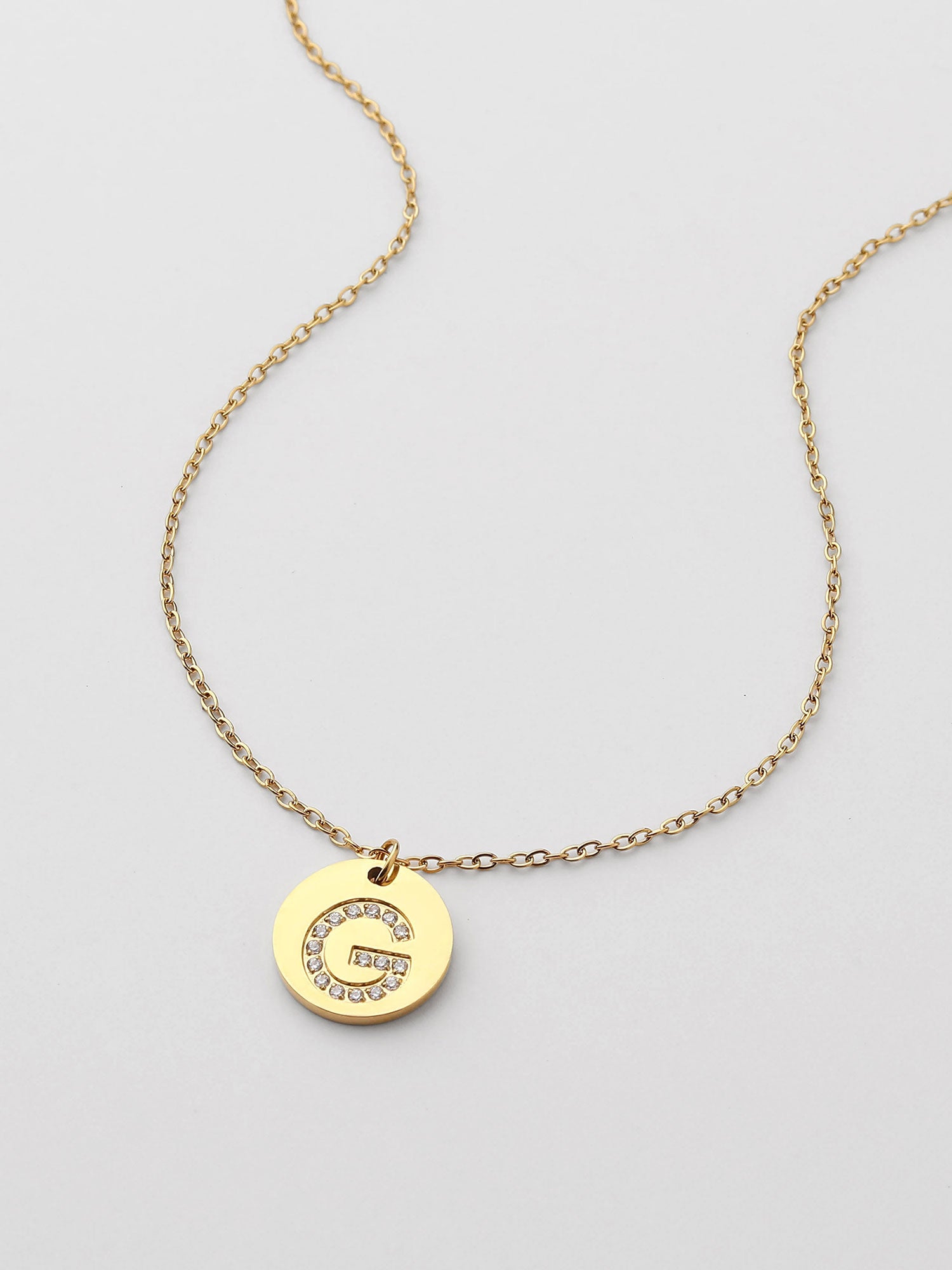 Colar Inicial G medalhão Dourado Brillante