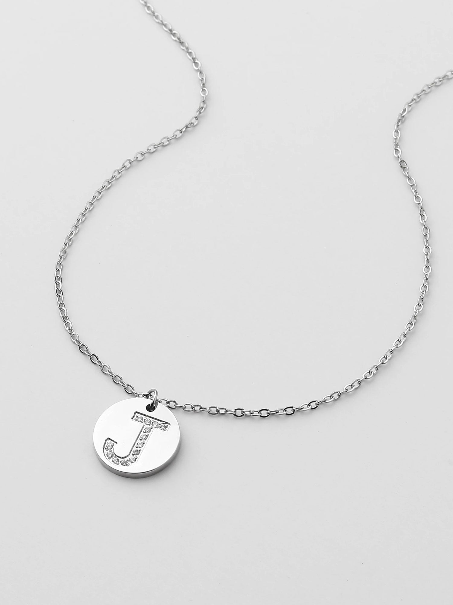 Colar Inicial J medalhão Prateado Brillante