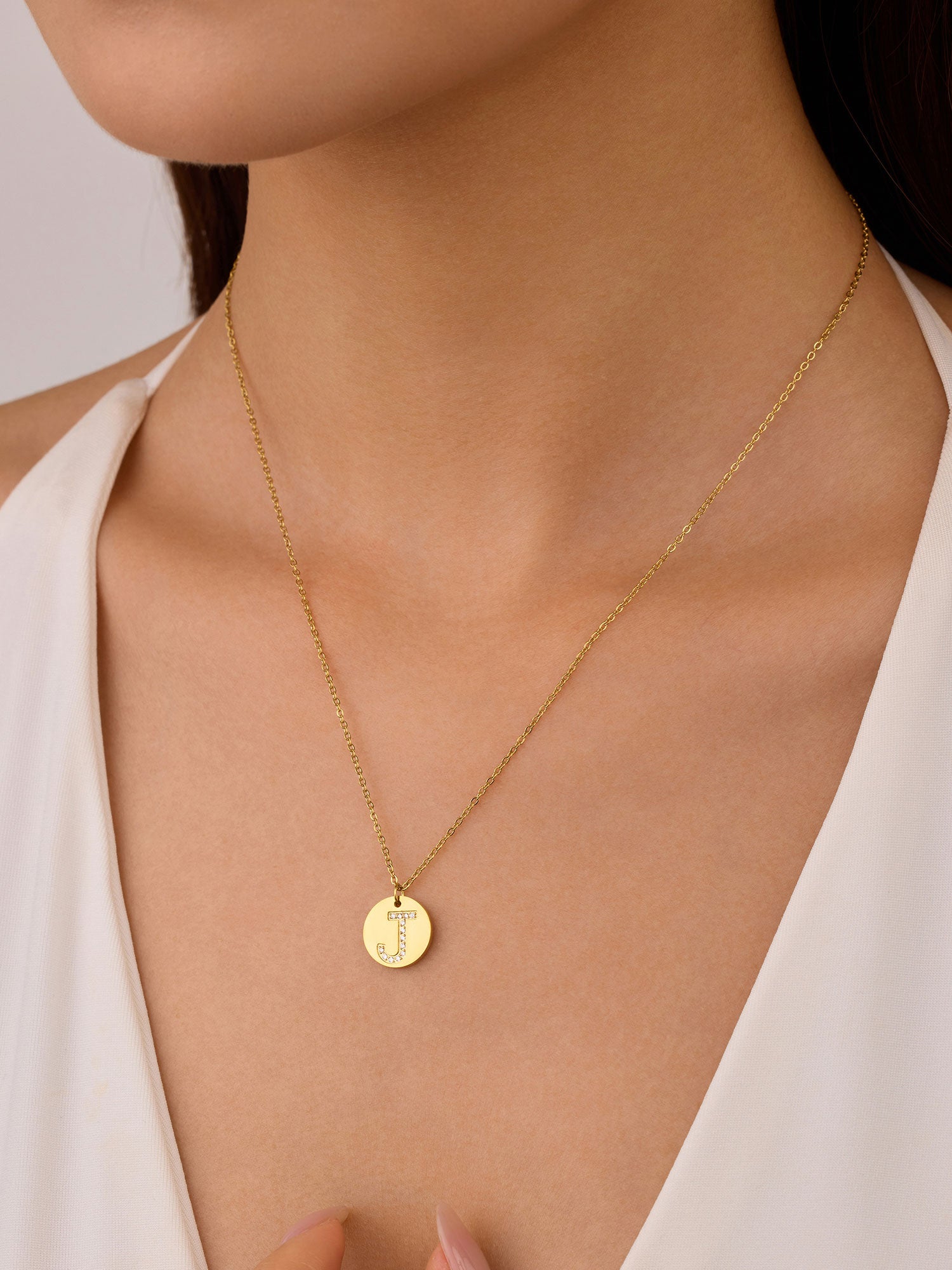 Colar Inicial J medalhão Dourado Brillante
