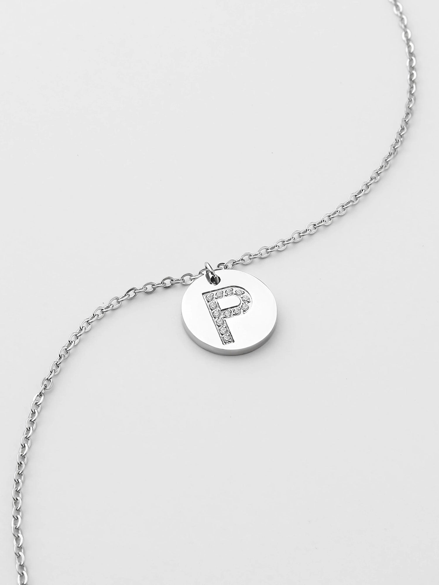 Colar Inicial P medalhão Prateado Brillante