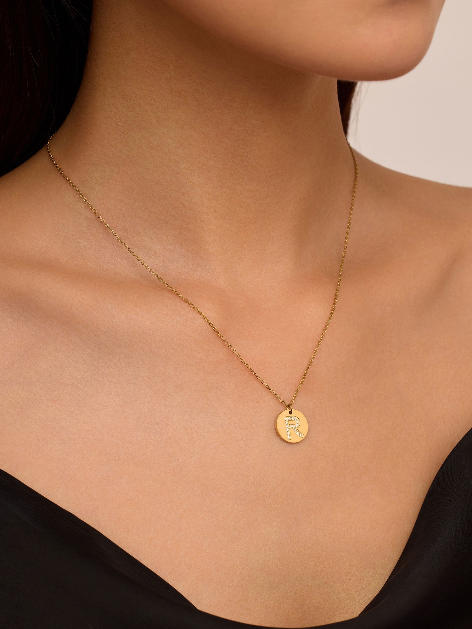 Colar Inicial R medalhão Dourado Brillante