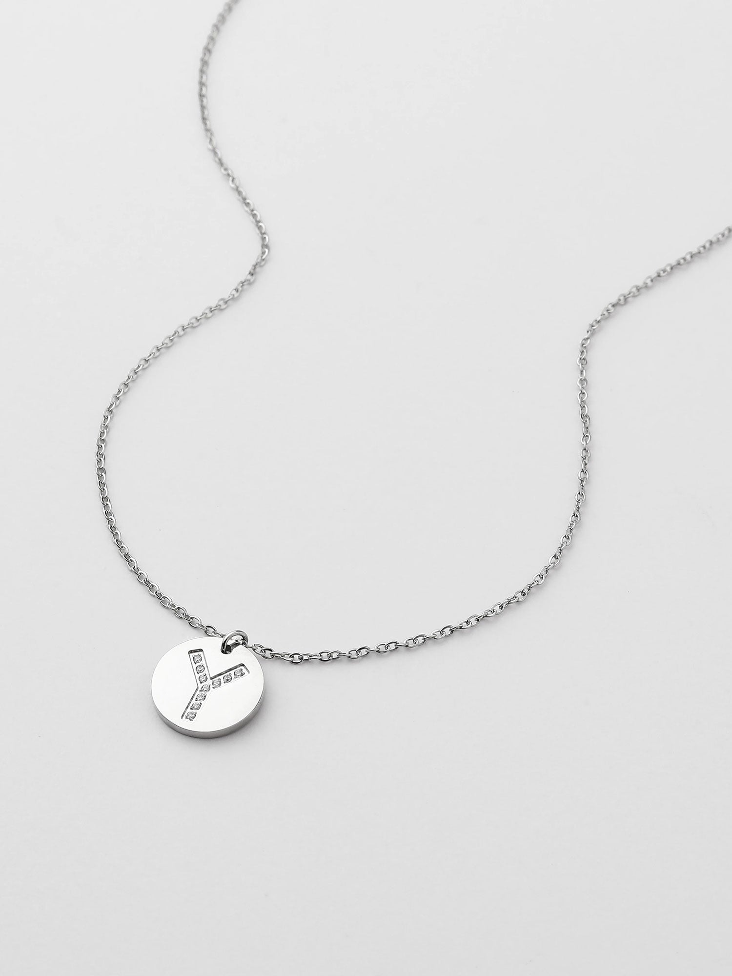 Colar Inicial Y medalhão Prateado Brillante