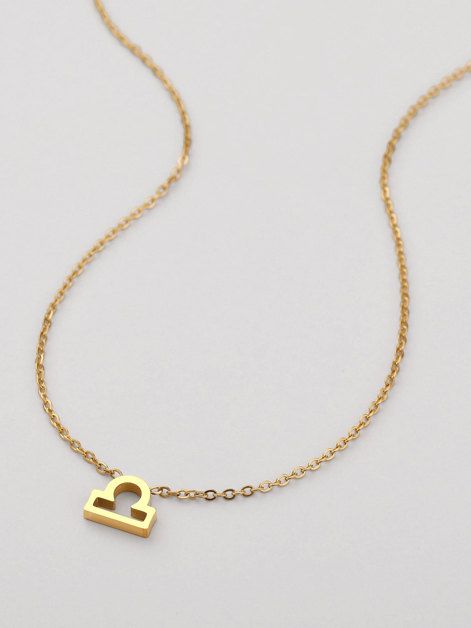 Colar Balança Dourado