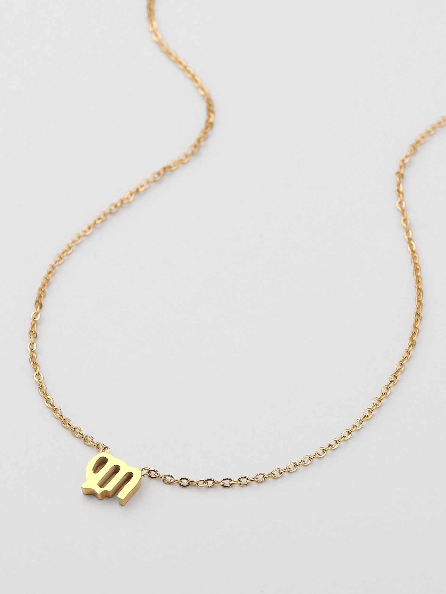 Colar Virgem Dourado