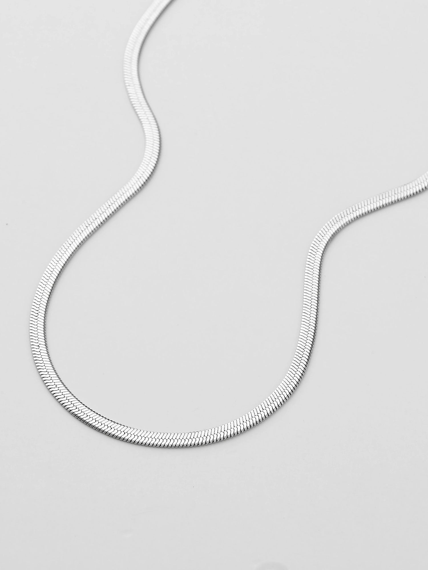 Colar de Correntes Adele Prateado Básico 3mm espessura
