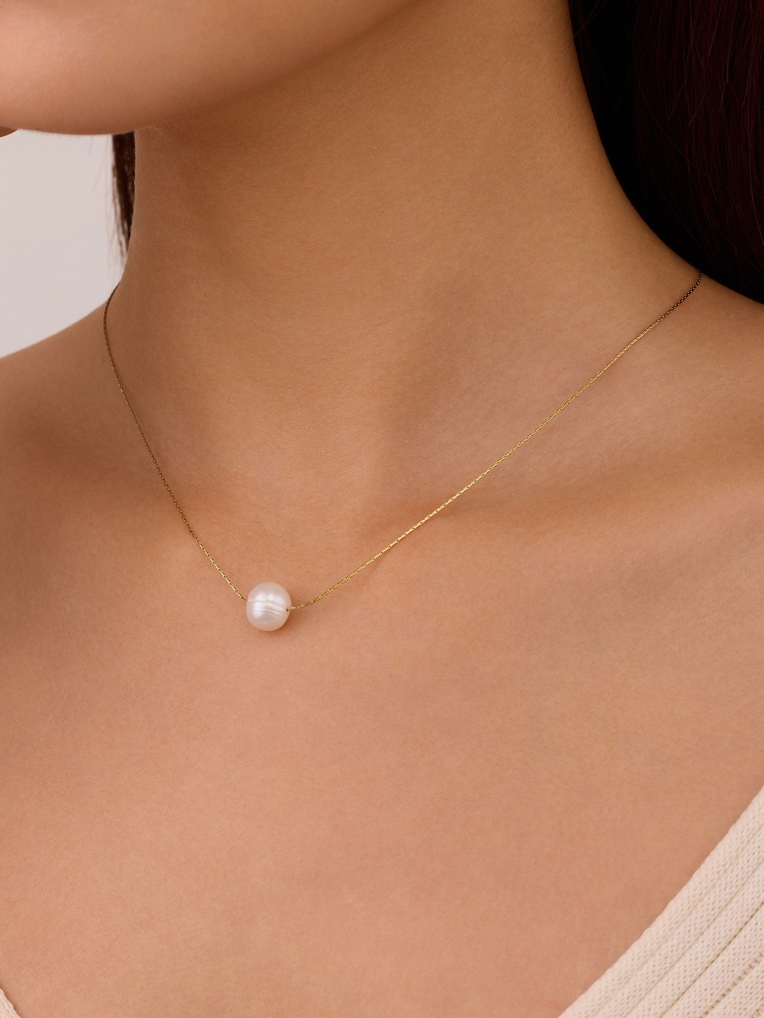 Colar pérola fina Dourado