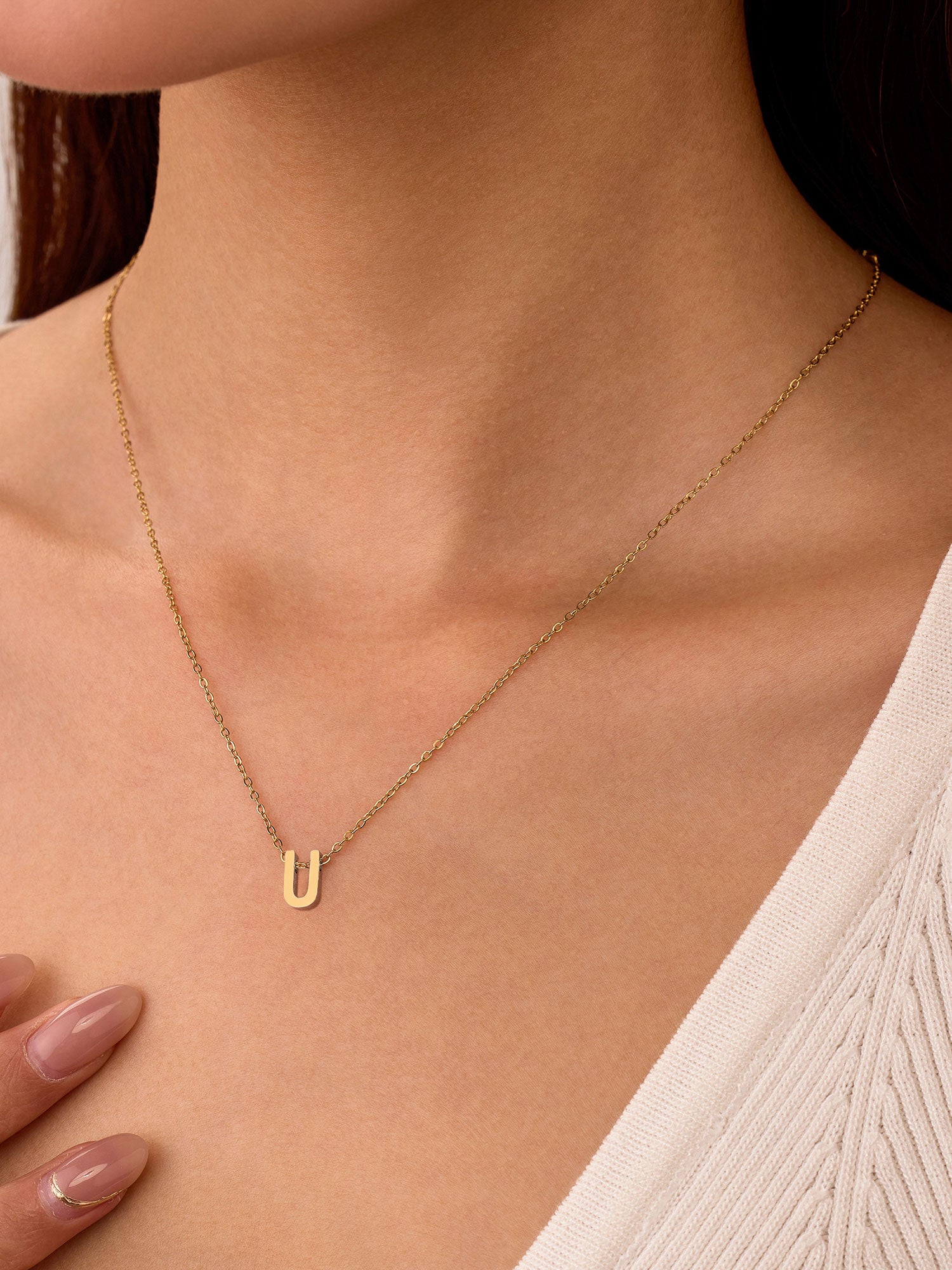 Colar Inicial U Dourado