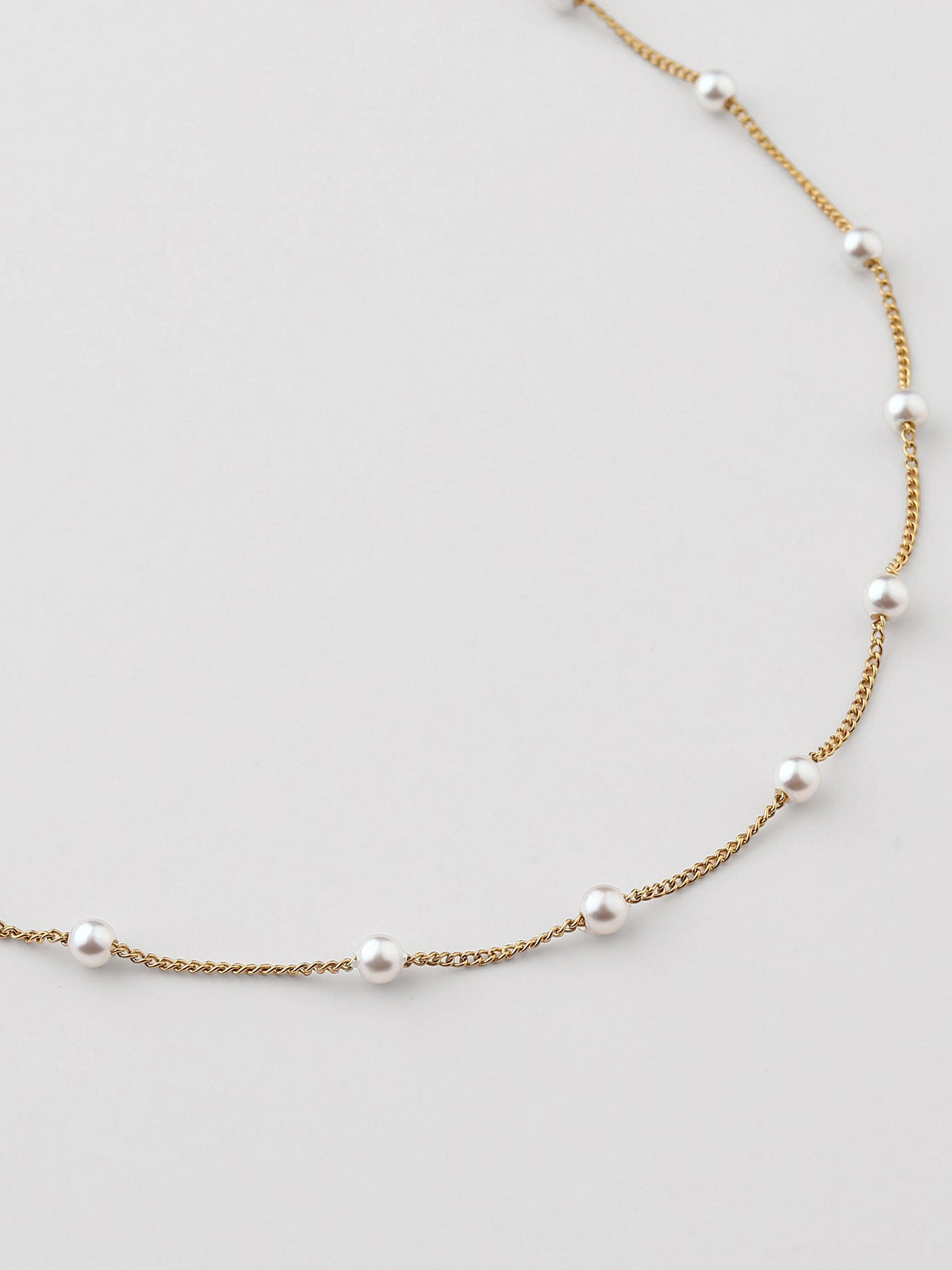 Colar pérolas Dourado Curto