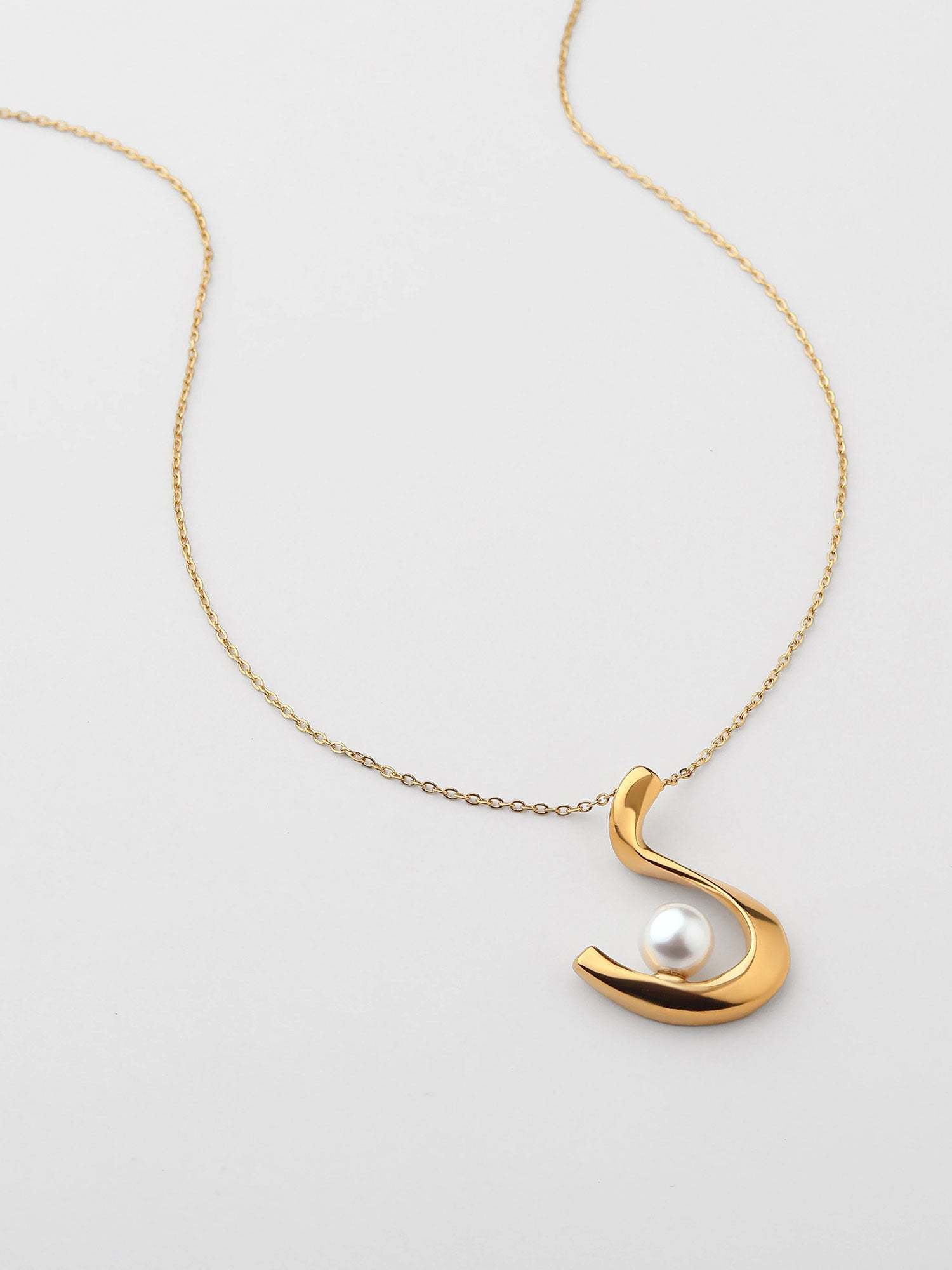 Colar com pérola grande Dourado