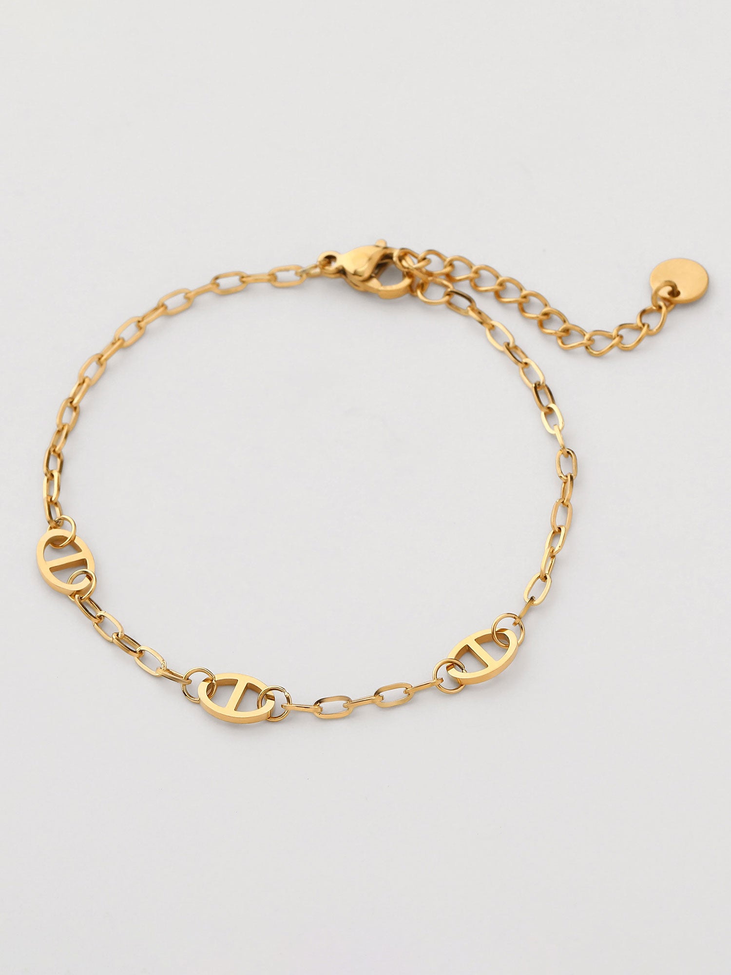Pulseira corrente fina com figuras dorada