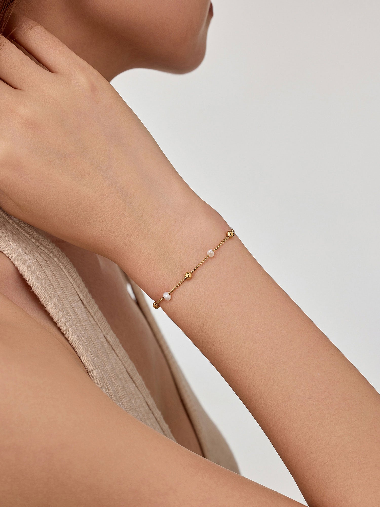 Pulseiras de corrente Ariaa Trançado Pérolas Dourado