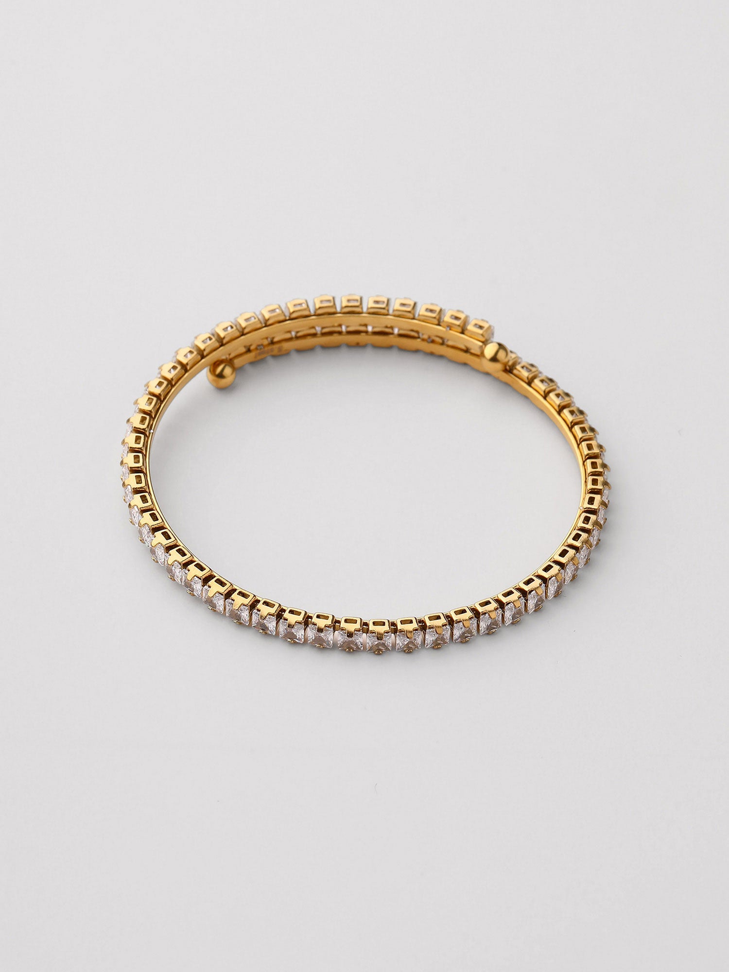 Bracelete Enza com zircónia dourado pedra pequena