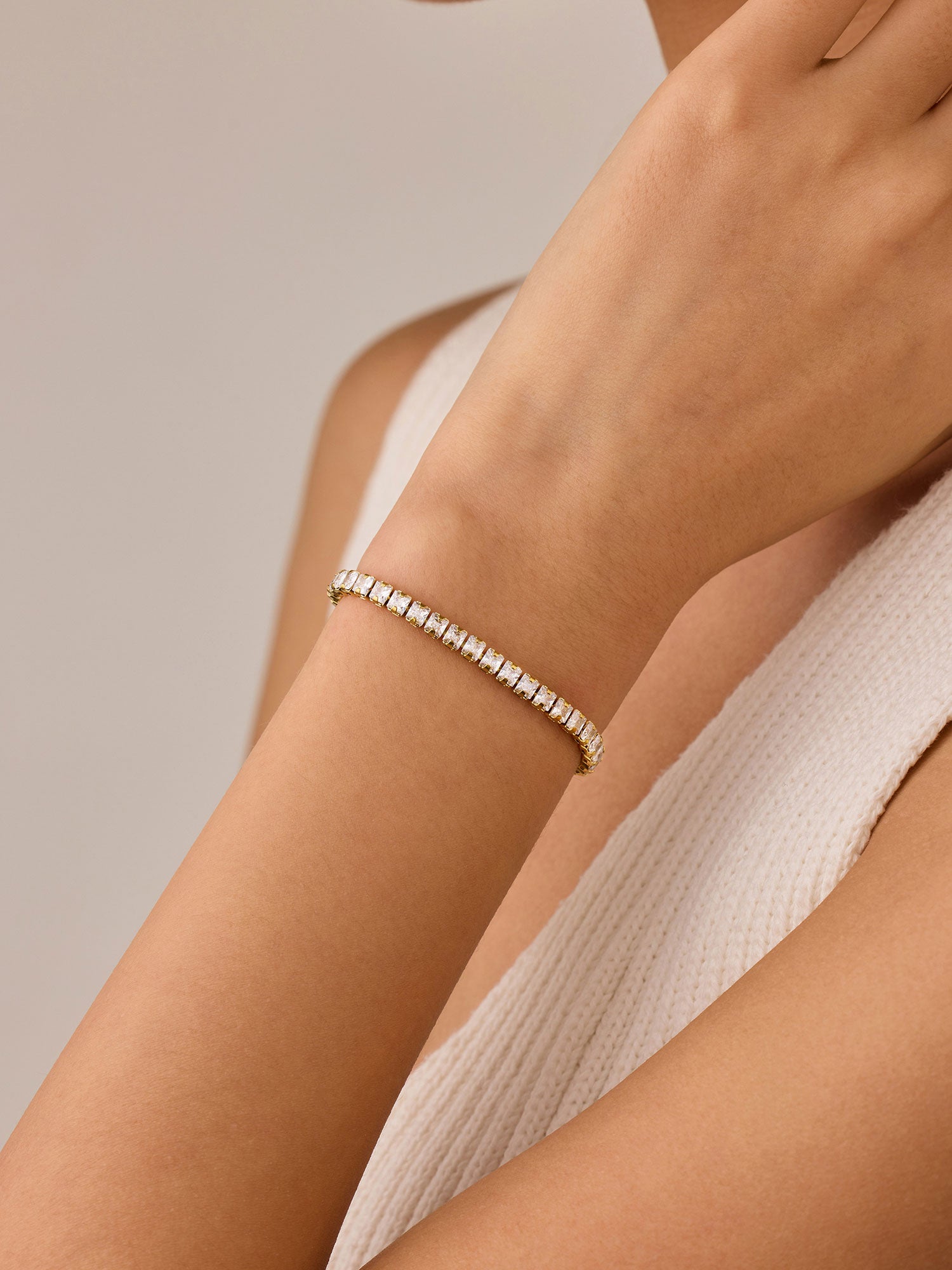Pulseira de zircónias branca dorada