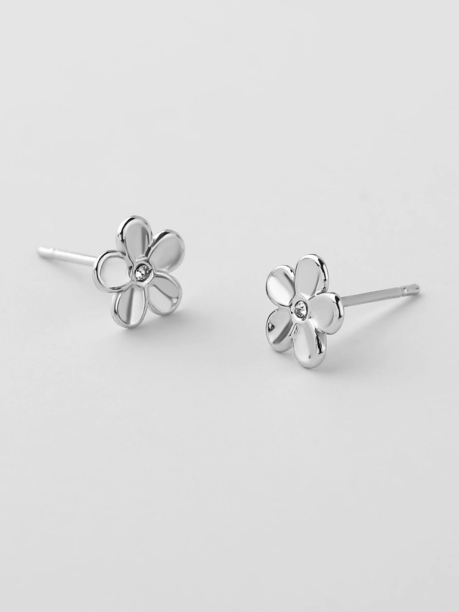 Brincos flor Estia zircónia prateados