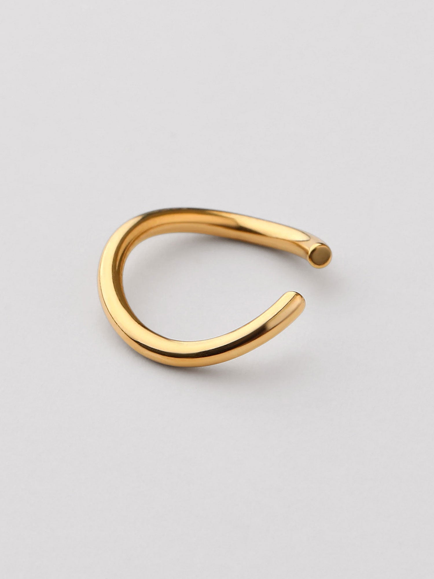 Ear cuff Mysa dourado simples