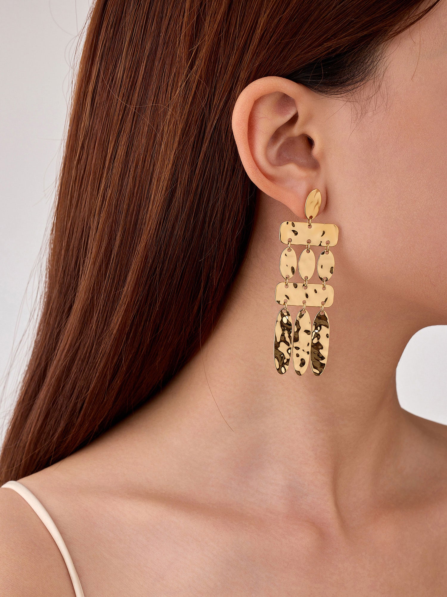 Brincos Pendentes Vera Dourado Sofisticado