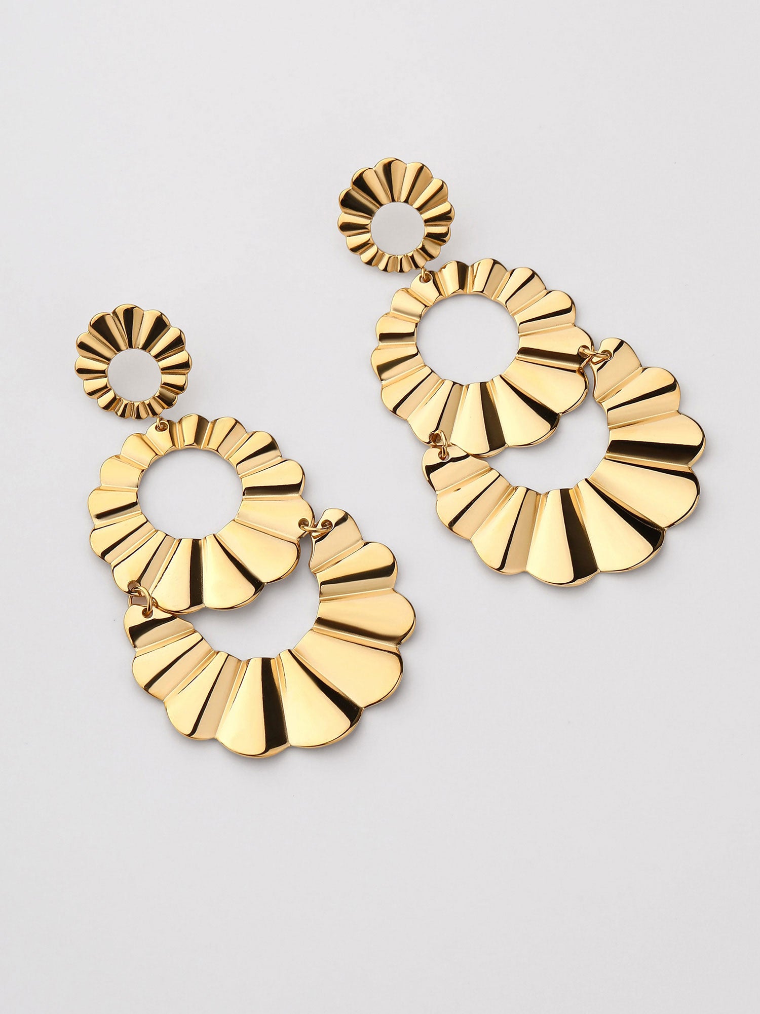 Brincos Pendentes Vesta Dourado Intemporal