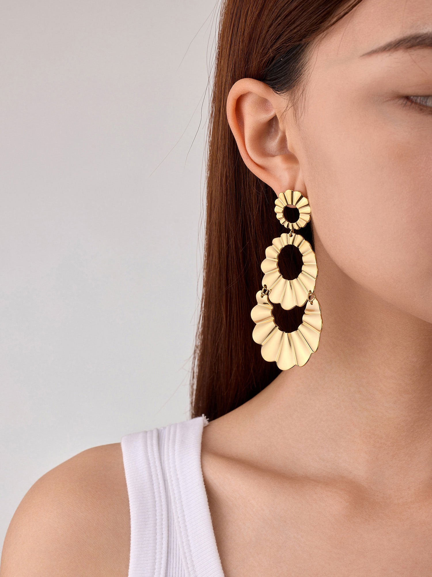 Brincos Pendentes Vesta Dourado Intemporal